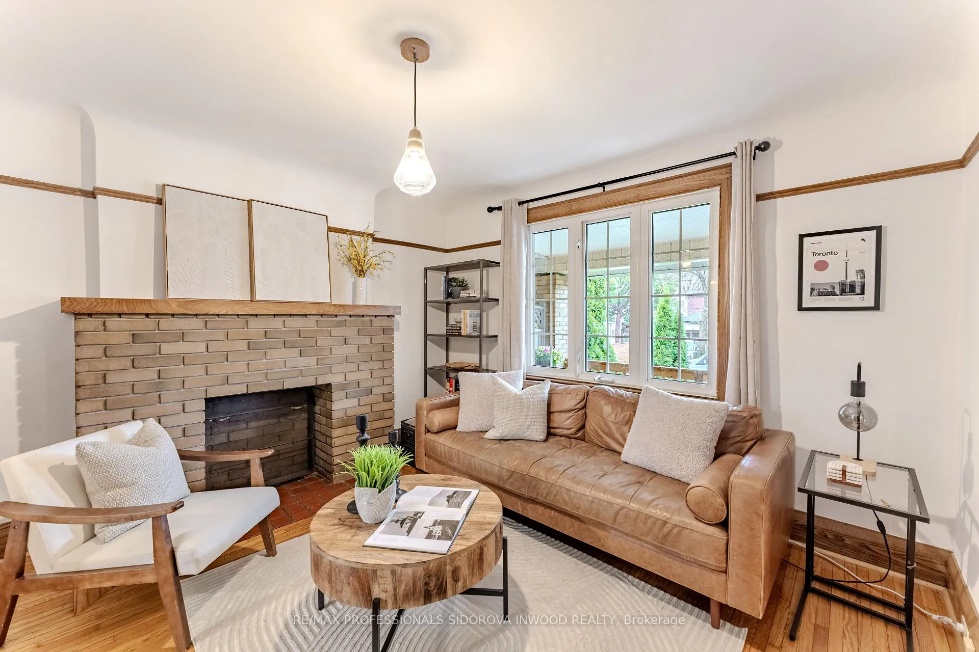 Photo 3 of 16 Howick Avenue, Toronto, Weston-Pellam Park — HOMEH