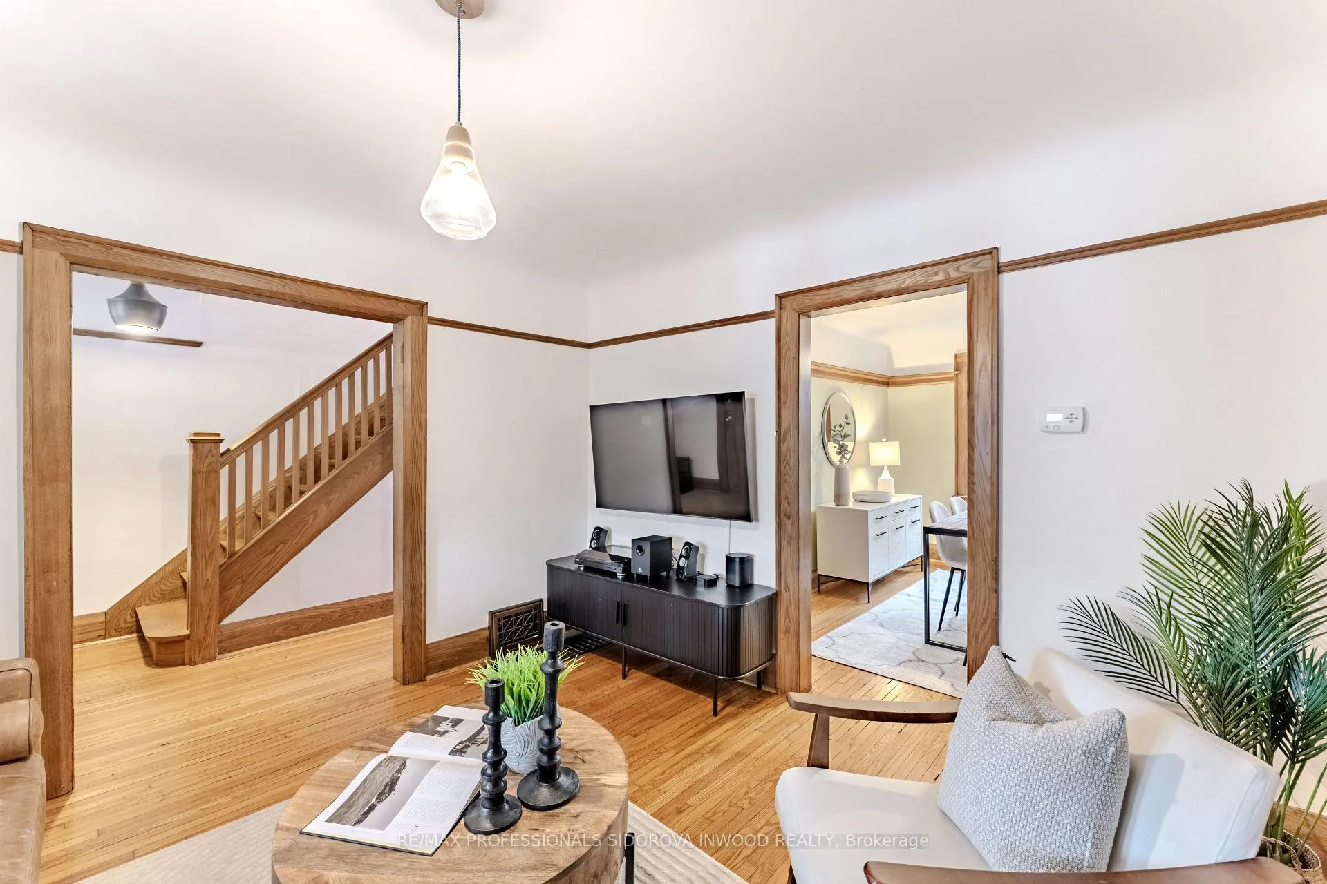 Photo 5 of 16 Howick Avenue, Toronto, Weston-Pellam Park — HOMEH