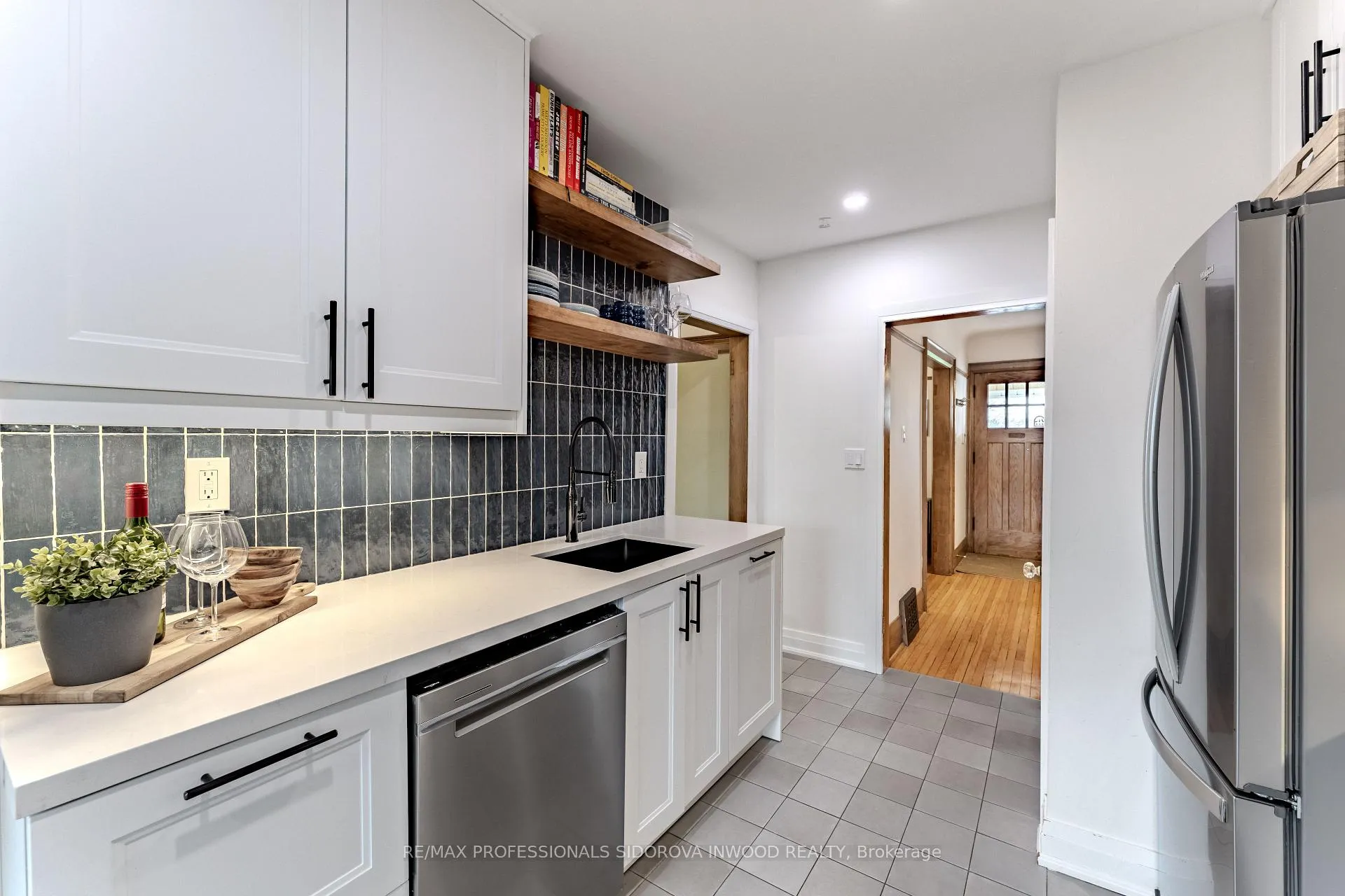 Photo 9 of 16 Howick Avenue, Toronto, Weston-Pellam Park — HOMEH