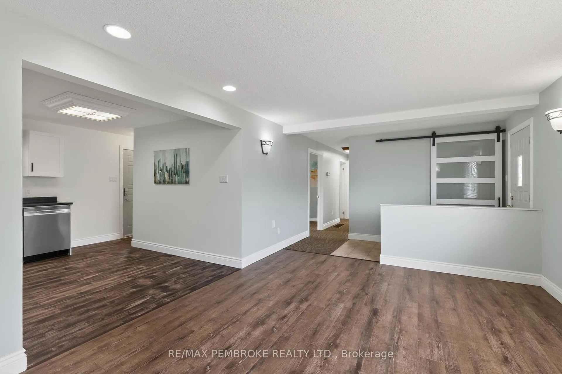Photo 7 of 12 Alder Crescent, Deep River — HOMEH