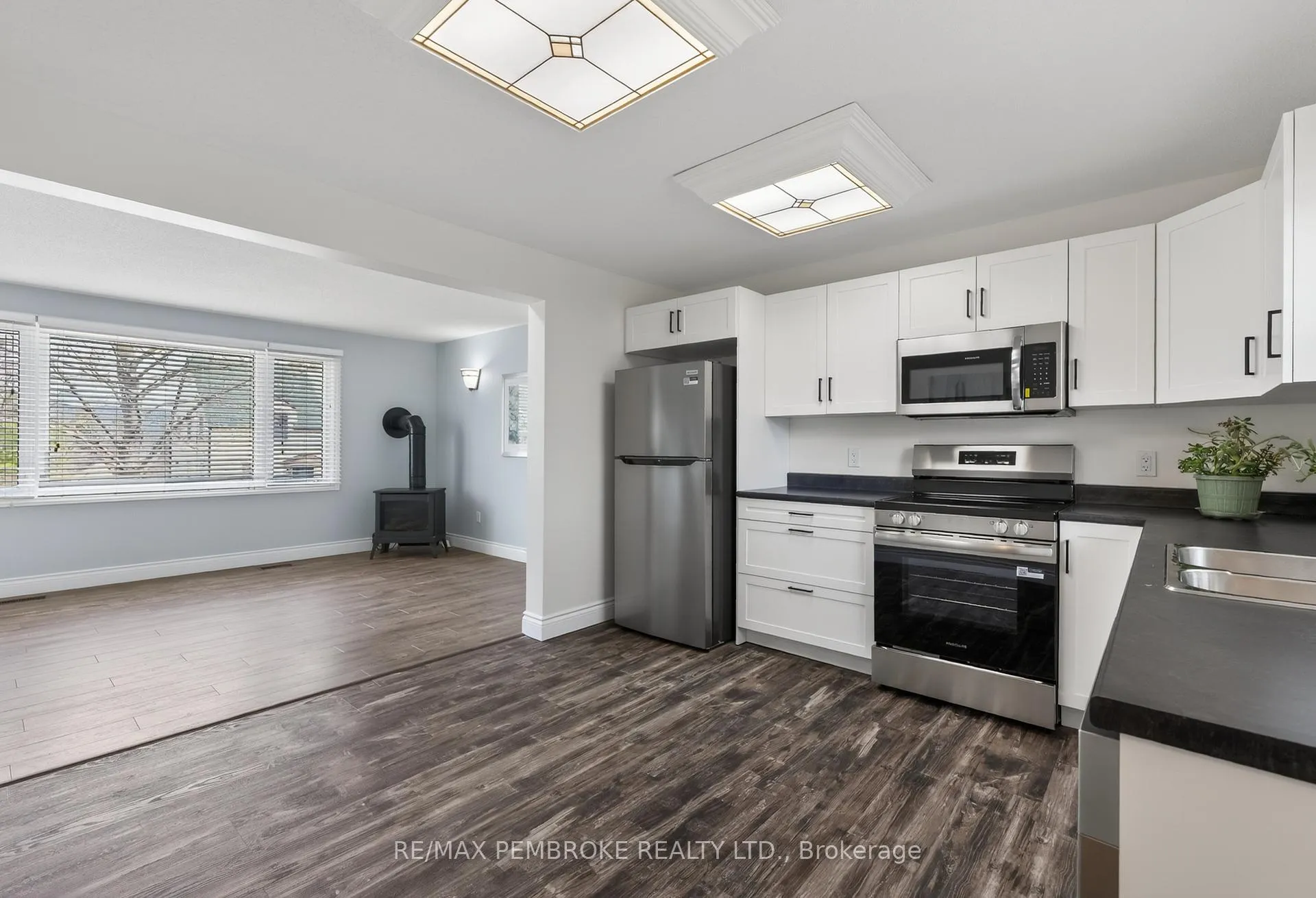 Photo 18 of 12 Alder Crescent, Deep River — HOMEH