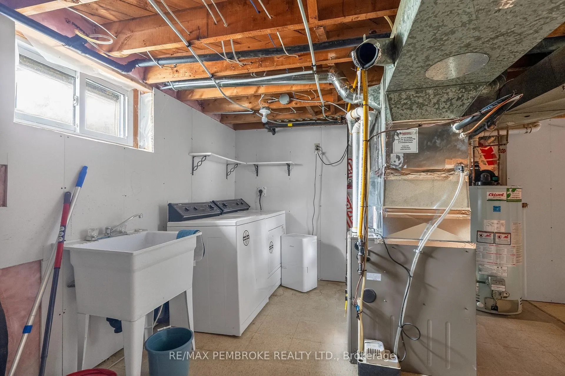 Photo 36 of 12 Alder Crescent, Deep River — HOMEH