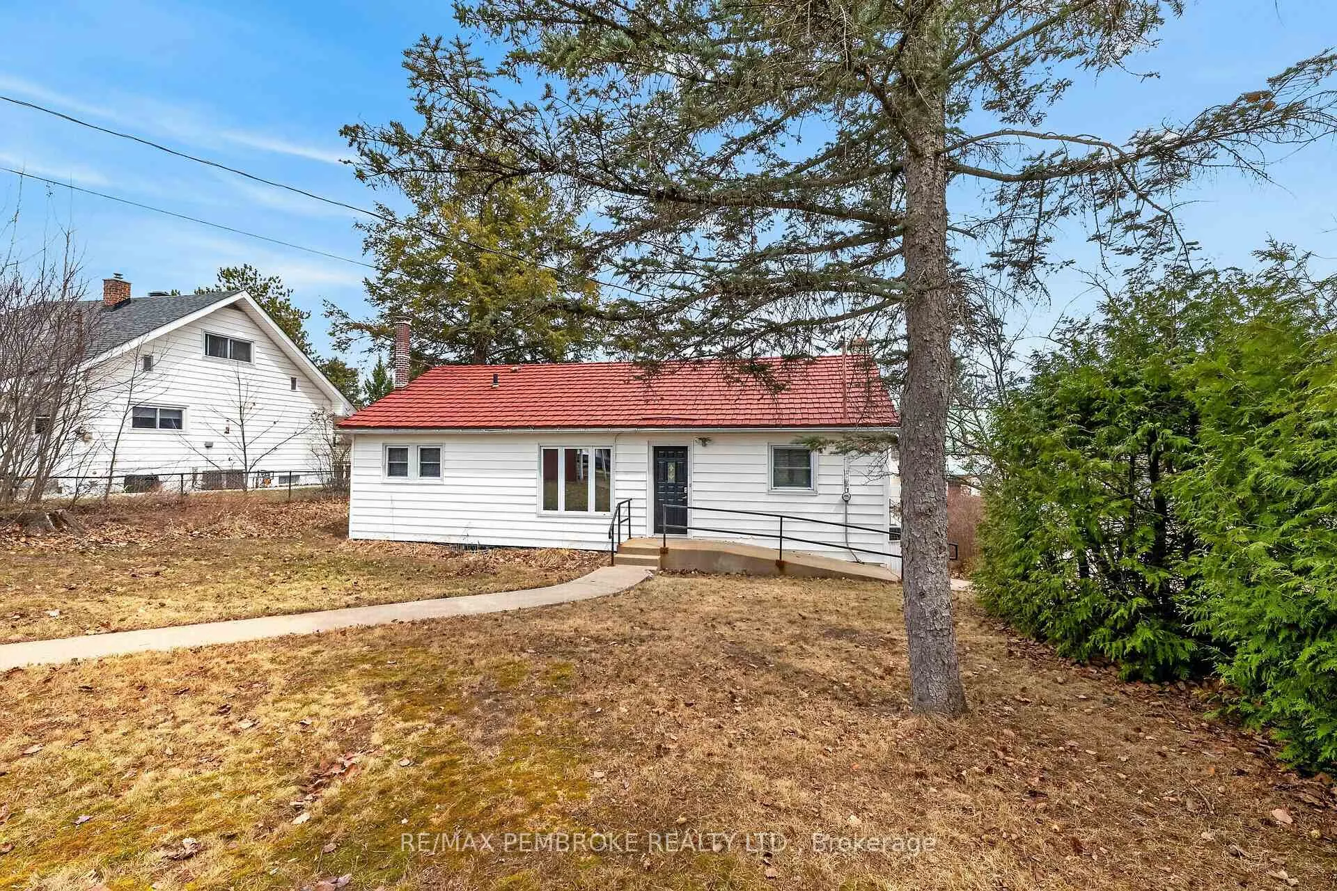 Photo 39 of 12 Alder Crescent, Deep River — HOMEH