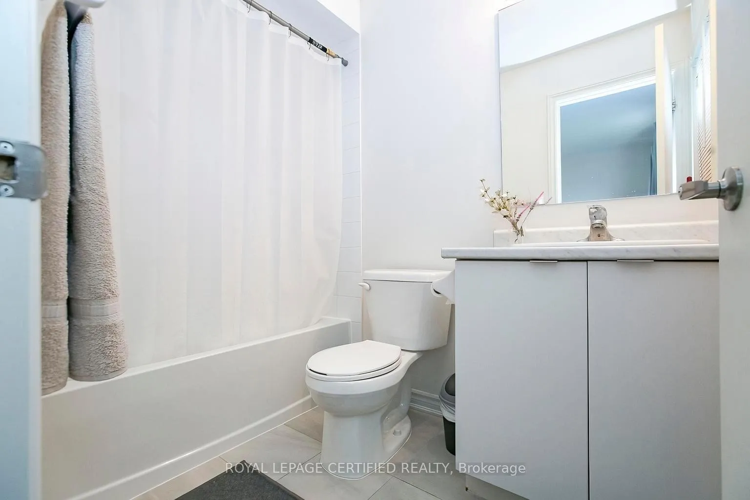 Photo 26 of Unit 42, 50 Edinburgh Drive, Brampton, Bram West — HOMEH
