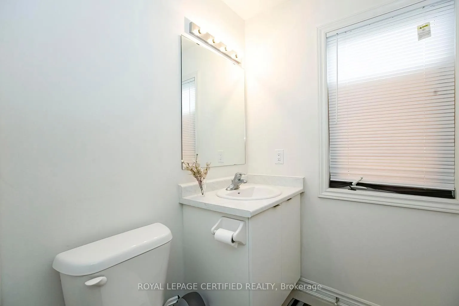 Photo 32 of Unit 42, 50 Edinburgh Drive, Brampton, Bram West — HOMEH