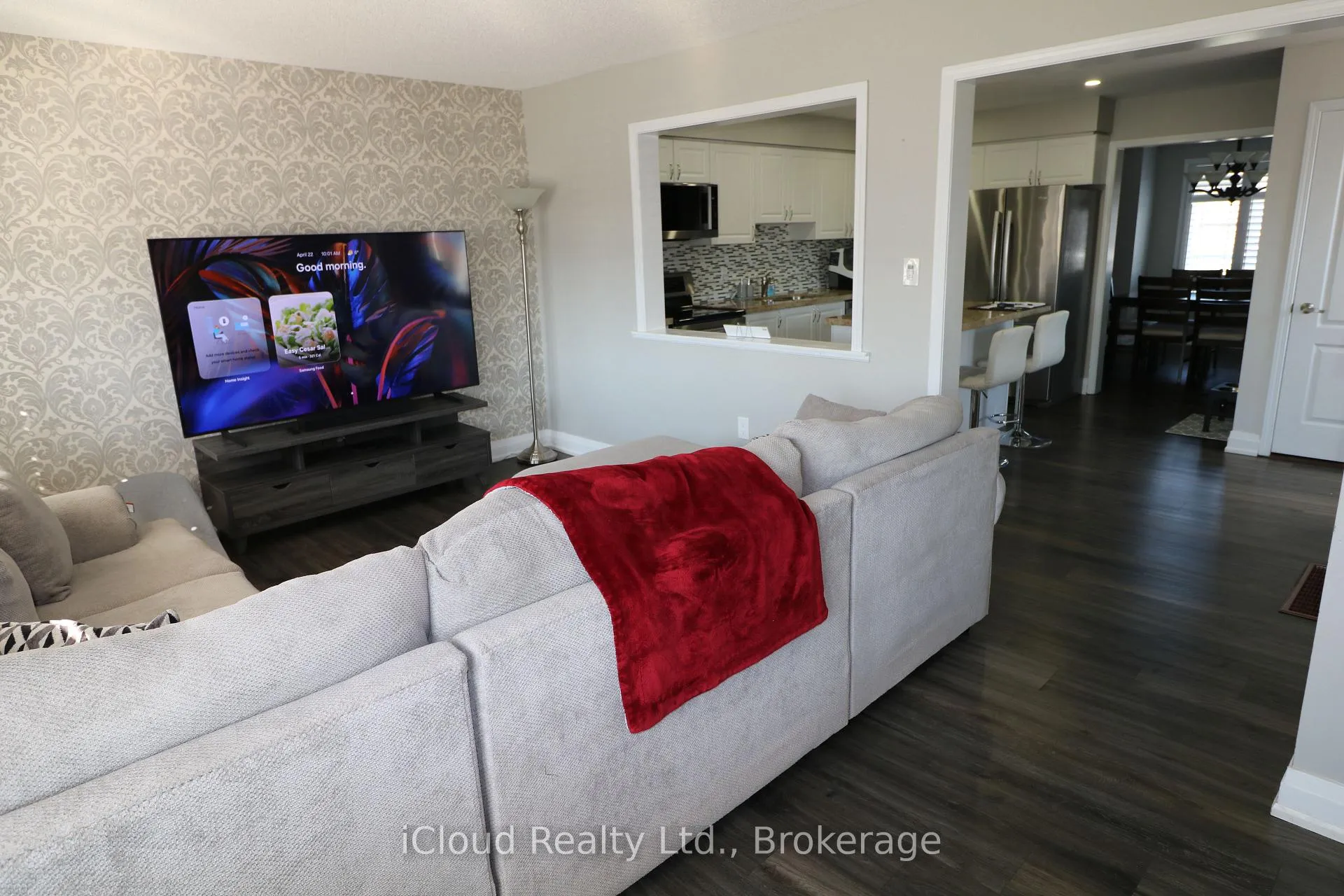 Photo 10 of 1355 Coleman Crescent, Innisfil, Alcona — HOMEH