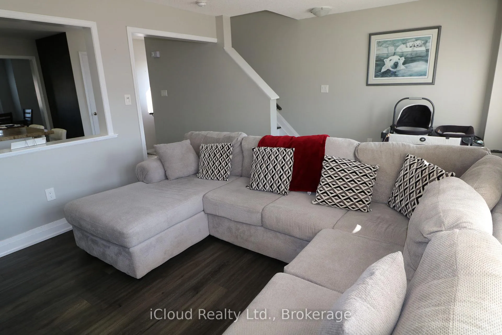 Photo 11 of 1355 Coleman Crescent, Innisfil, Alcona — HOMEH