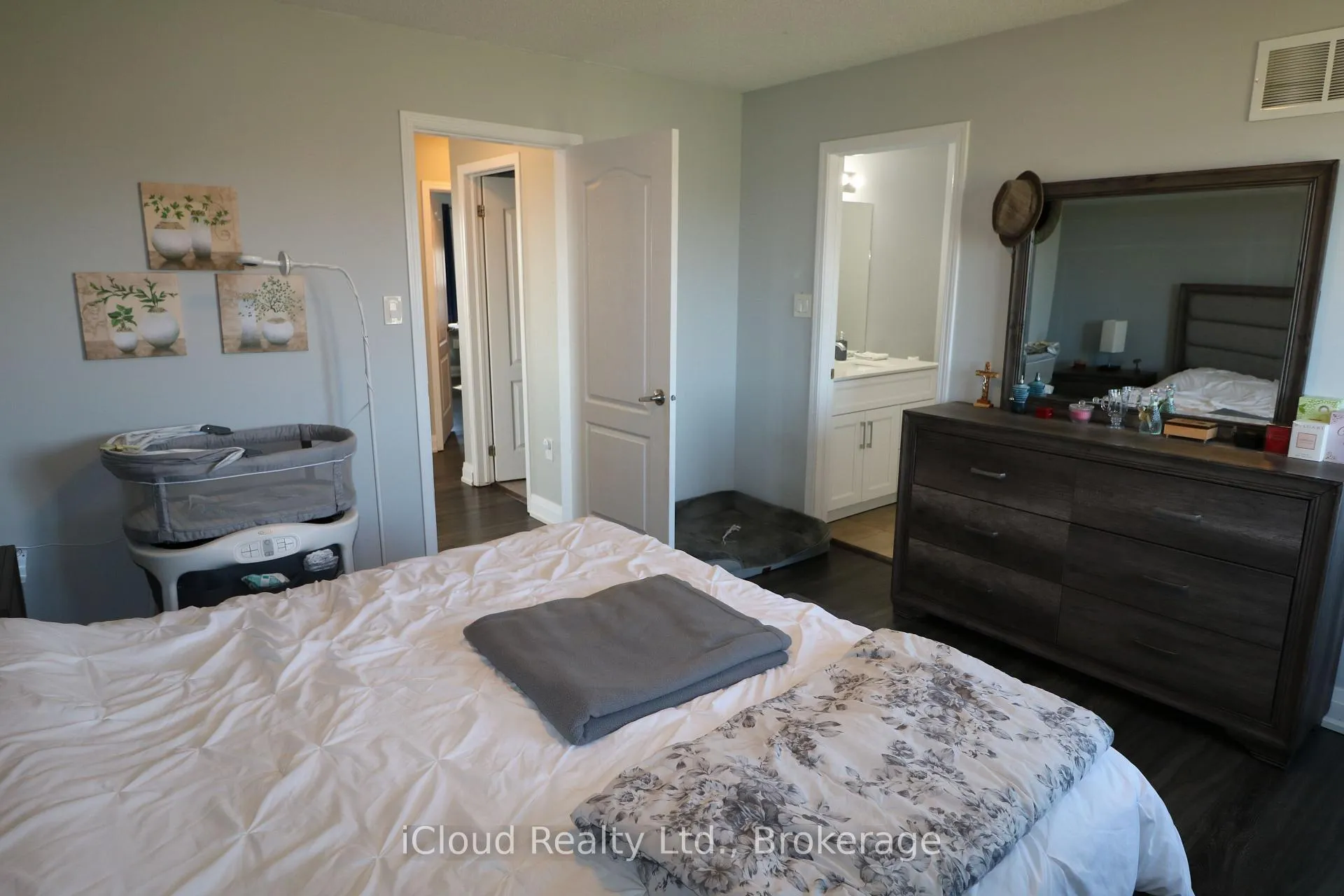 Photo 17 of 1355 Coleman Crescent, Innisfil, Alcona — HOMEH