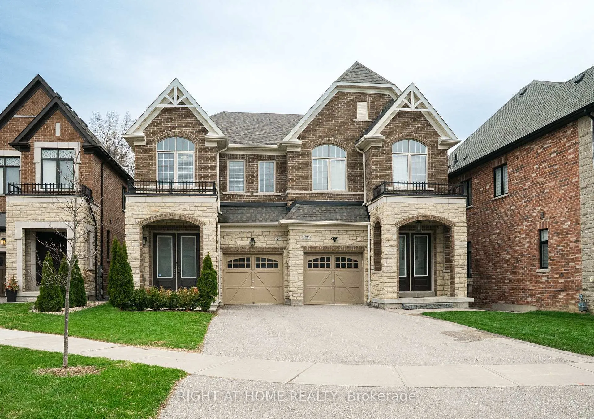 Photo 1 of 26 Great Heron Court, King, King City — HOMEH