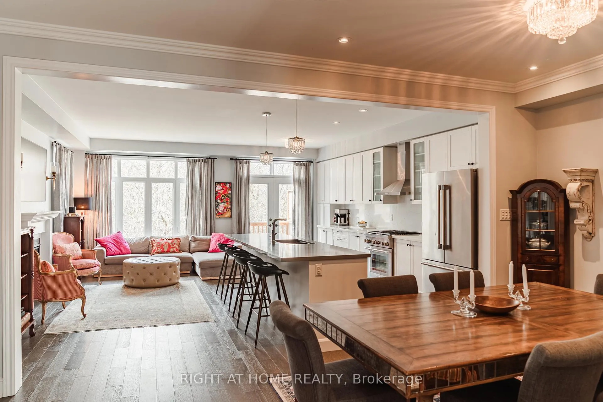 Photo 8 of 26 Great Heron Court, King, King City — HOMEH