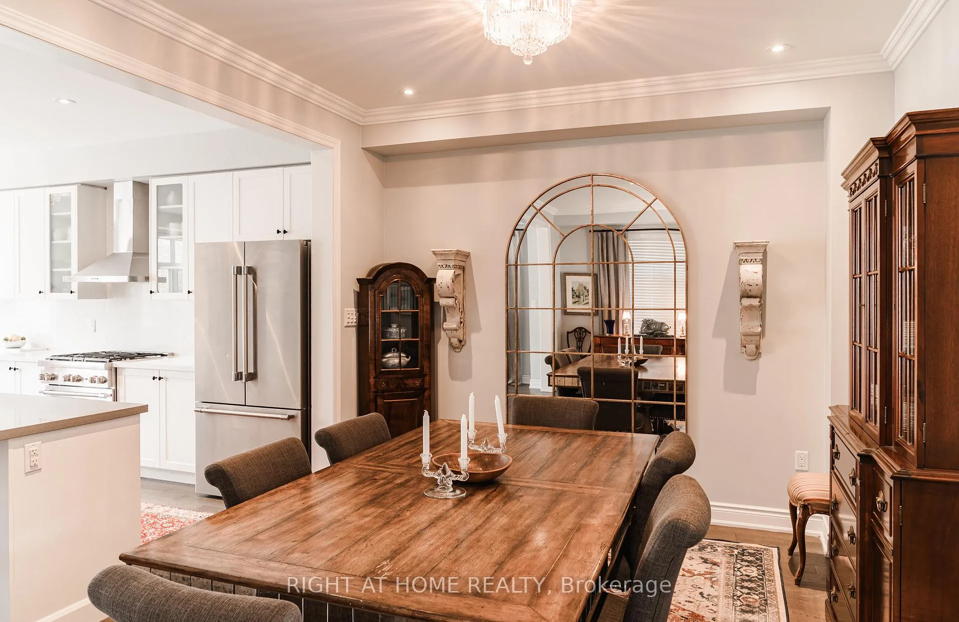 Photo 9 of 26 Great Heron Court, King, King City — HOMEH