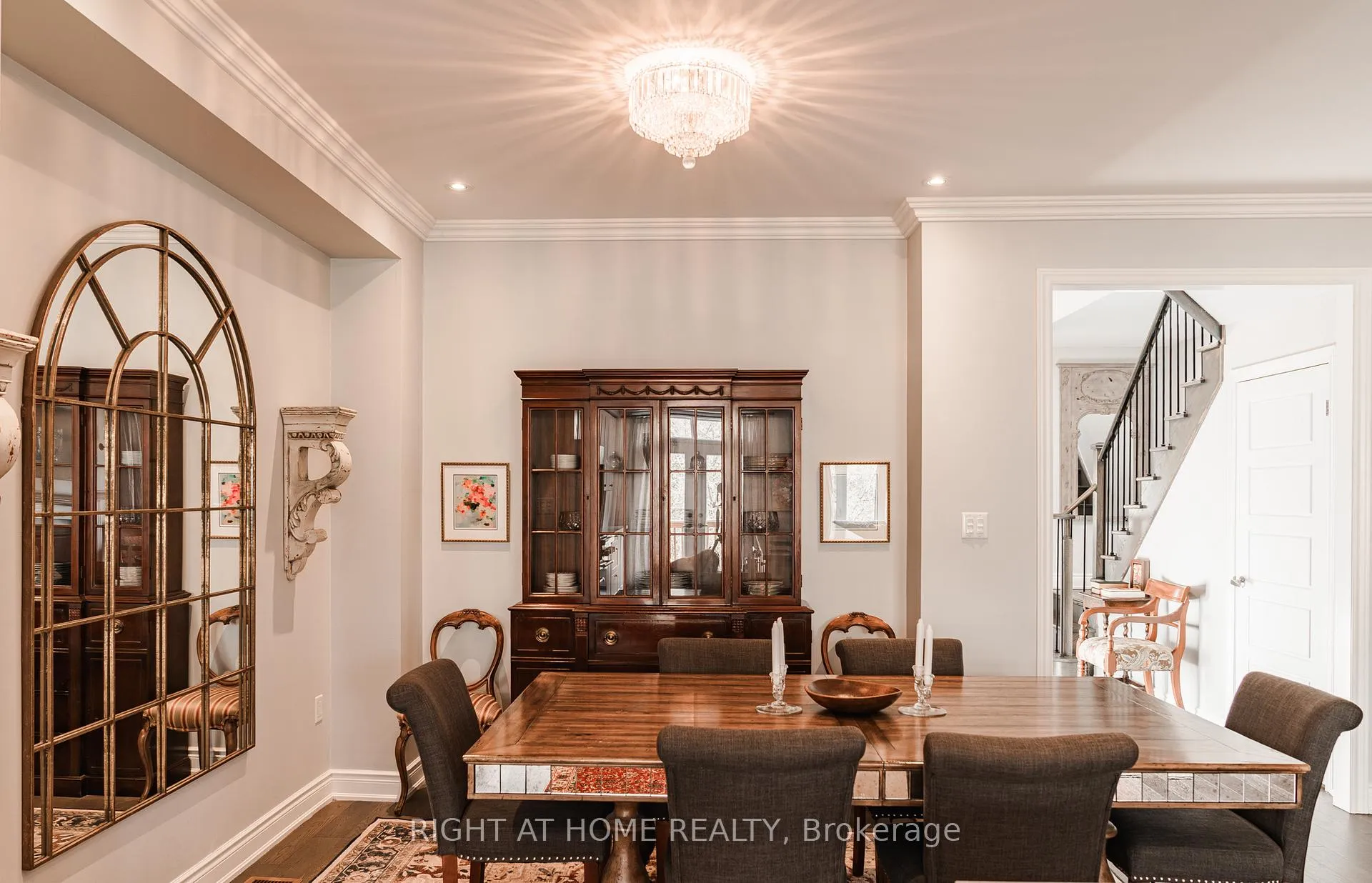 Photo 11 of 26 Great Heron Court, King, King City — HOMEH