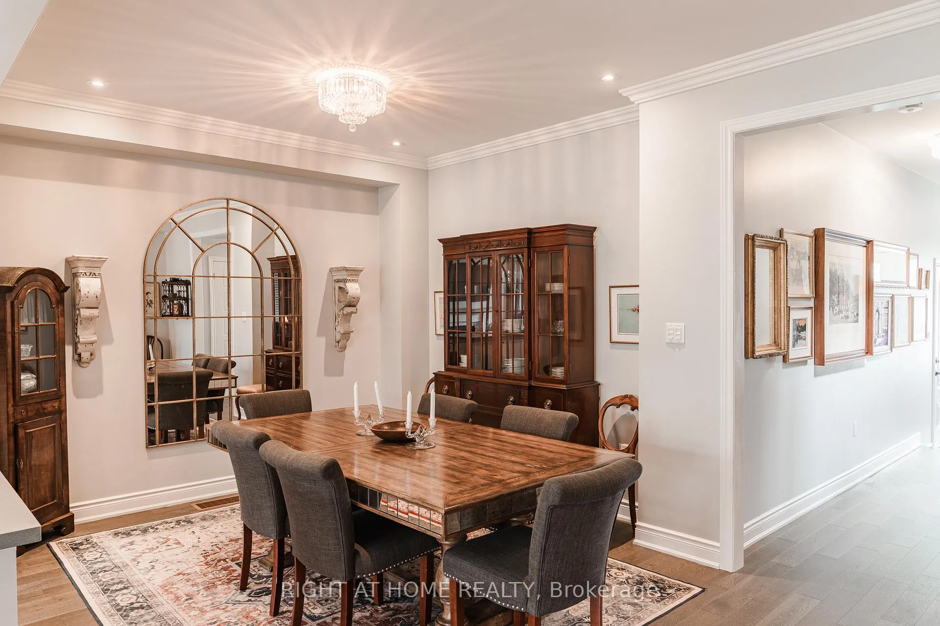 Photo 12 of 26 Great Heron Court, King, King City — HOMEH