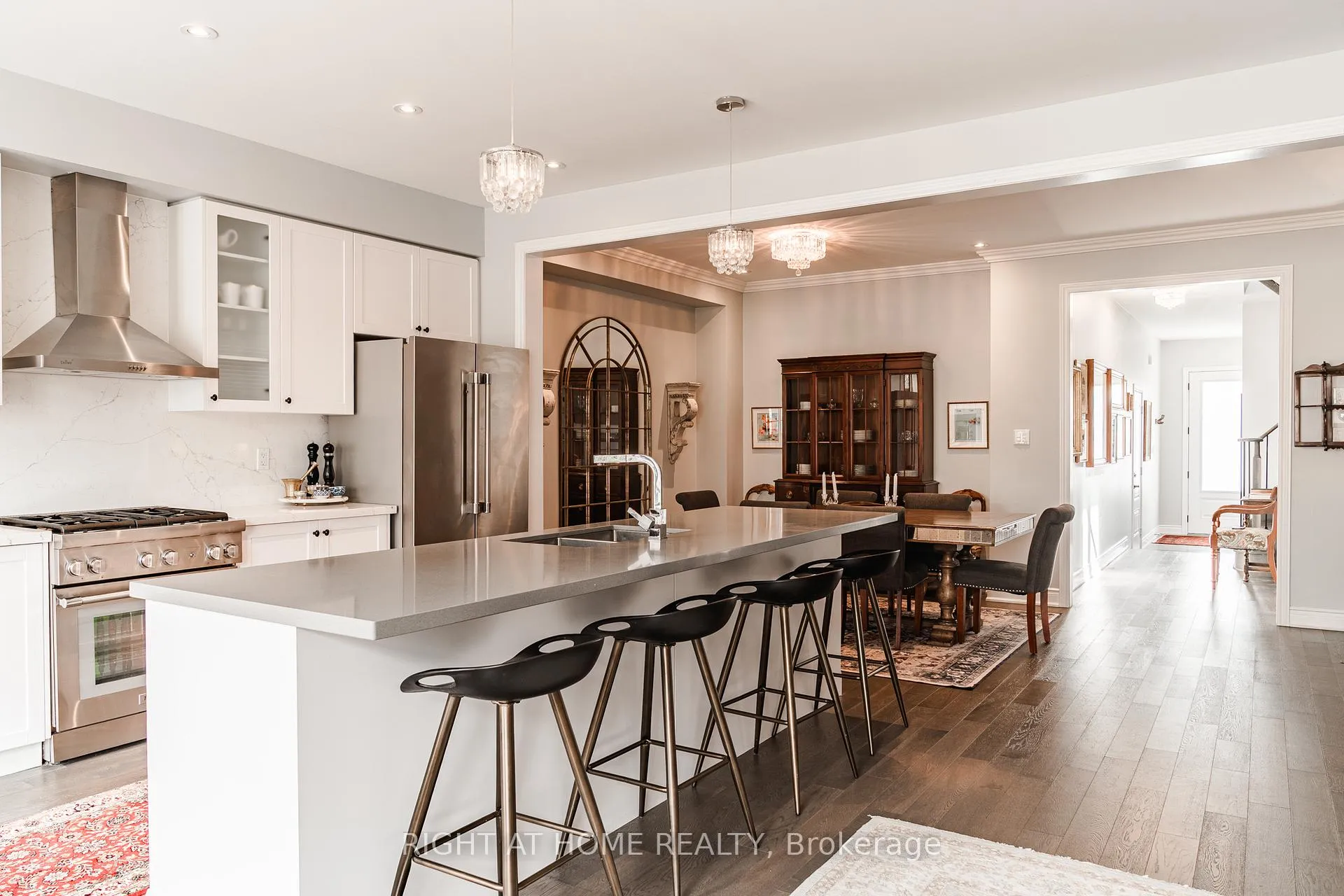 Photo 13 of 26 Great Heron Court, King, King City — HOMEH