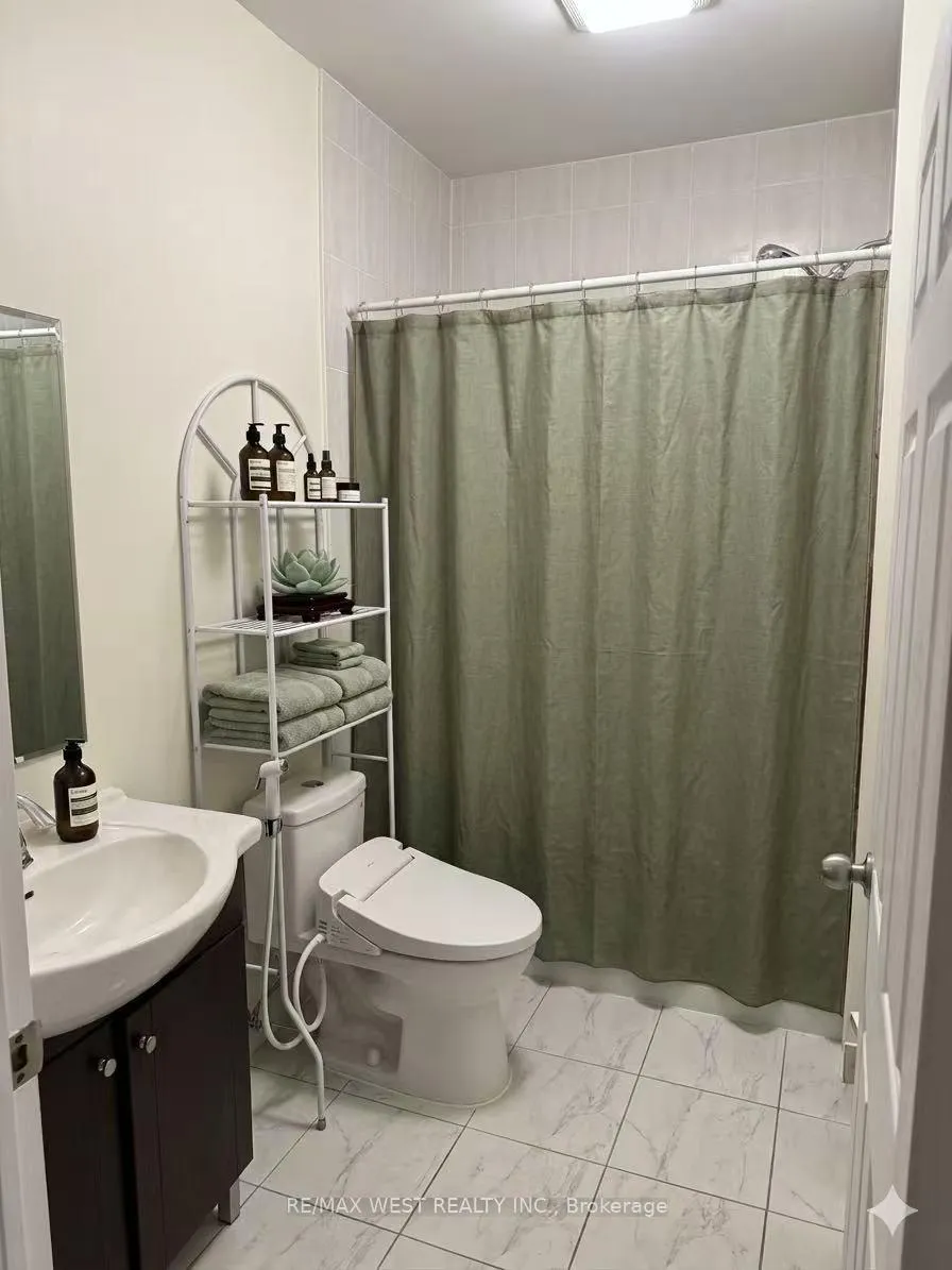 Photo 6 of 555 St. Clair Avenue, Toronto, Wychwood — HOMEH