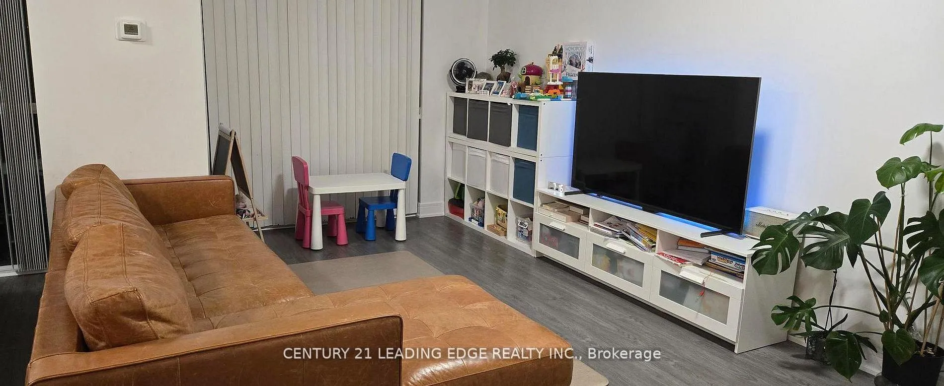 Photo 8 of Unit 414, 35 Brian Peck Crescent, Toronto, Thorncliffe Park — HOMEH