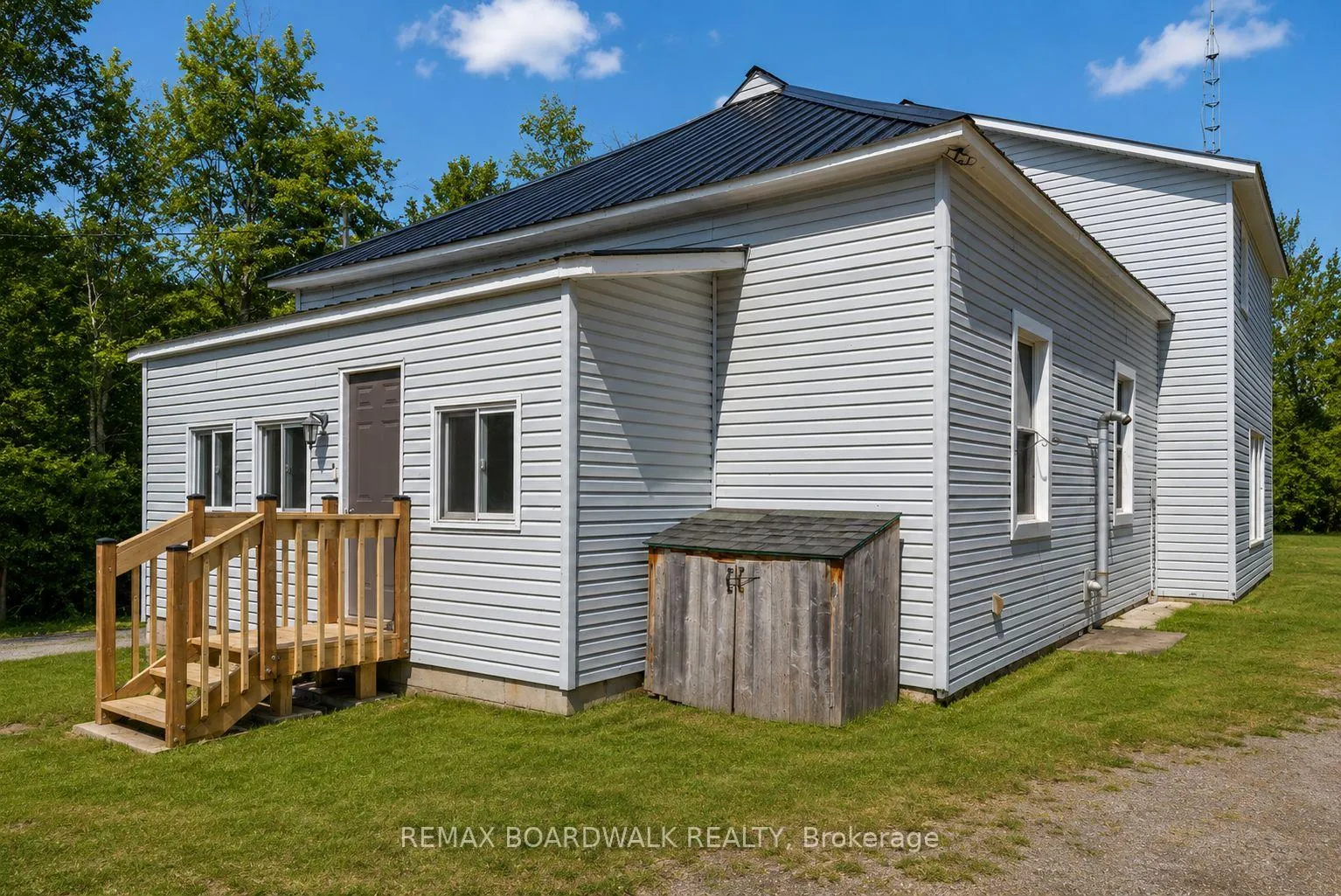 Photo 34 of 584 Ford Road, Montague, Montague Twp — HOMEH