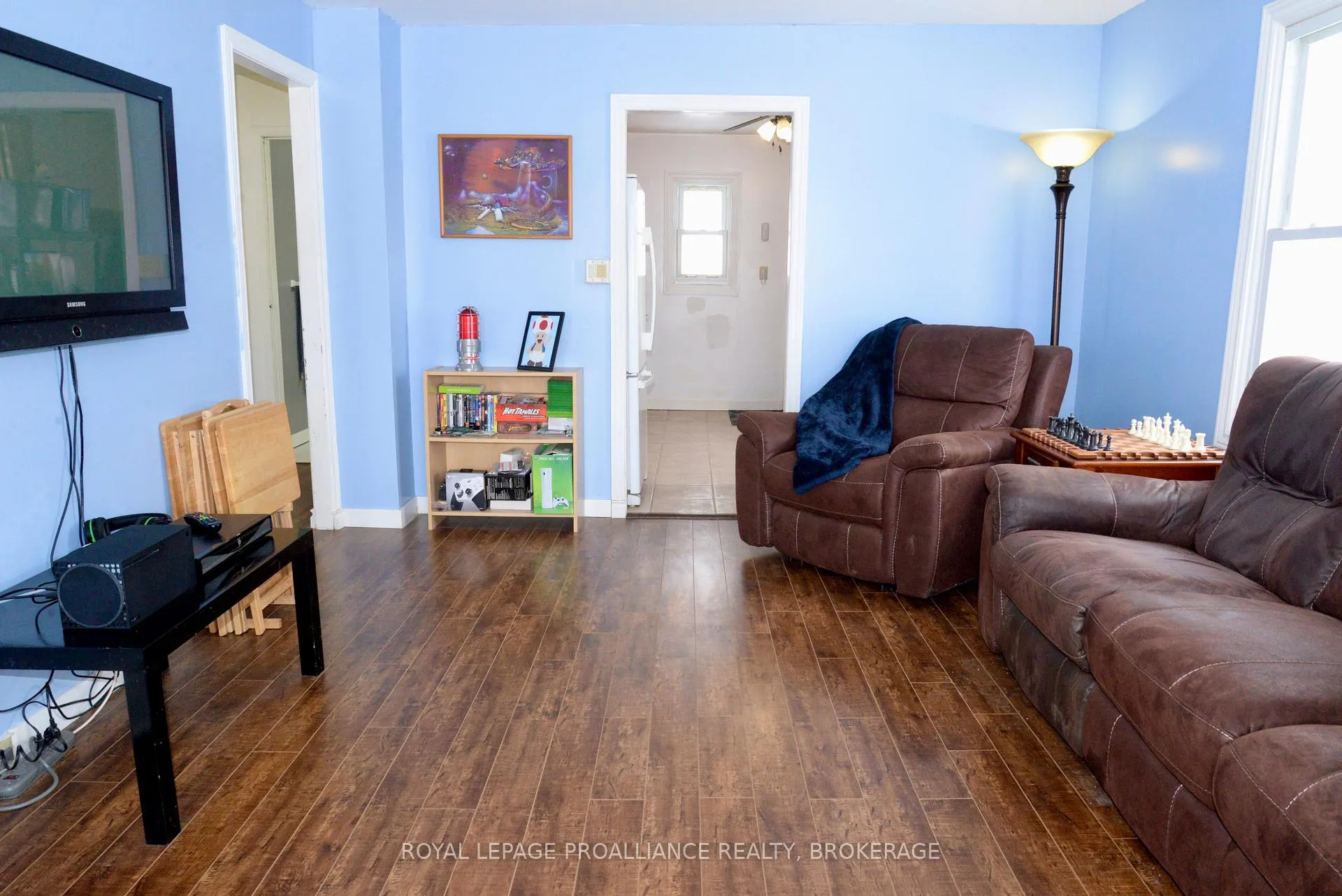 Photo 8 of 66 Fergus Street, Kingston, East of Sir John A. Blvd — HOMEH