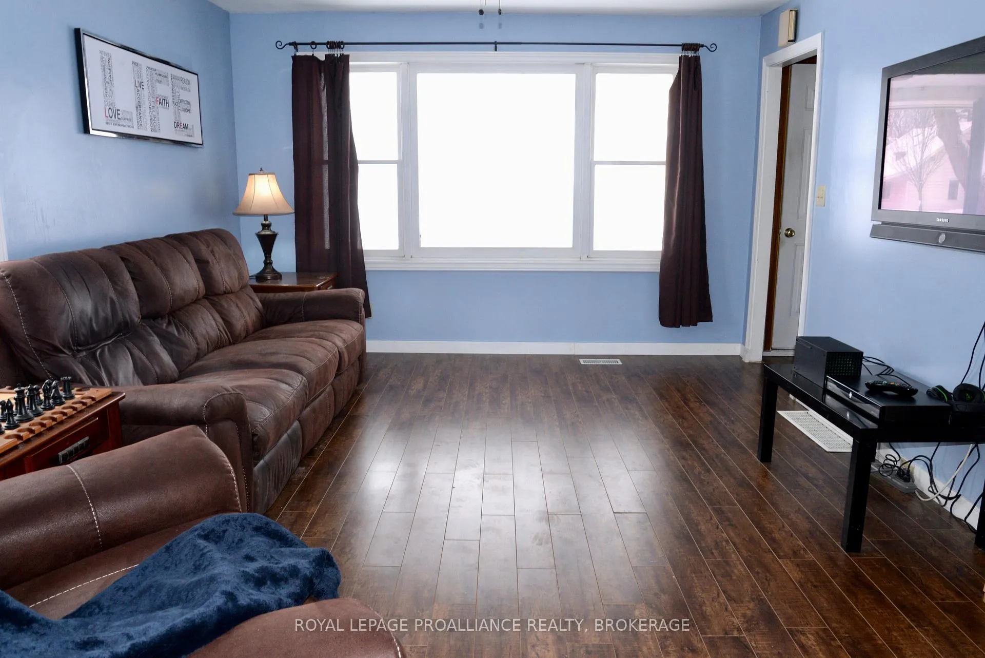 Photo 10 of 66 Fergus Street, Kingston, East of Sir John A. Blvd — HOMEH