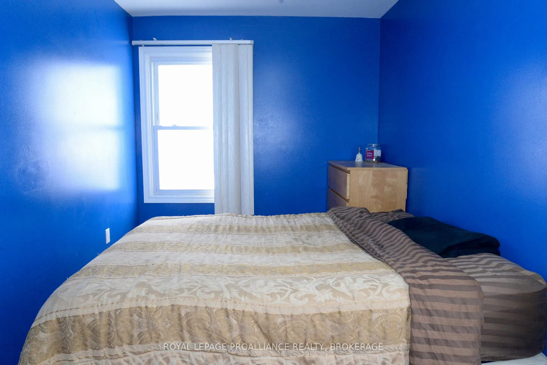 Photo 13 of 66 Fergus Street, Kingston, East of Sir John A. Blvd — HOMEH