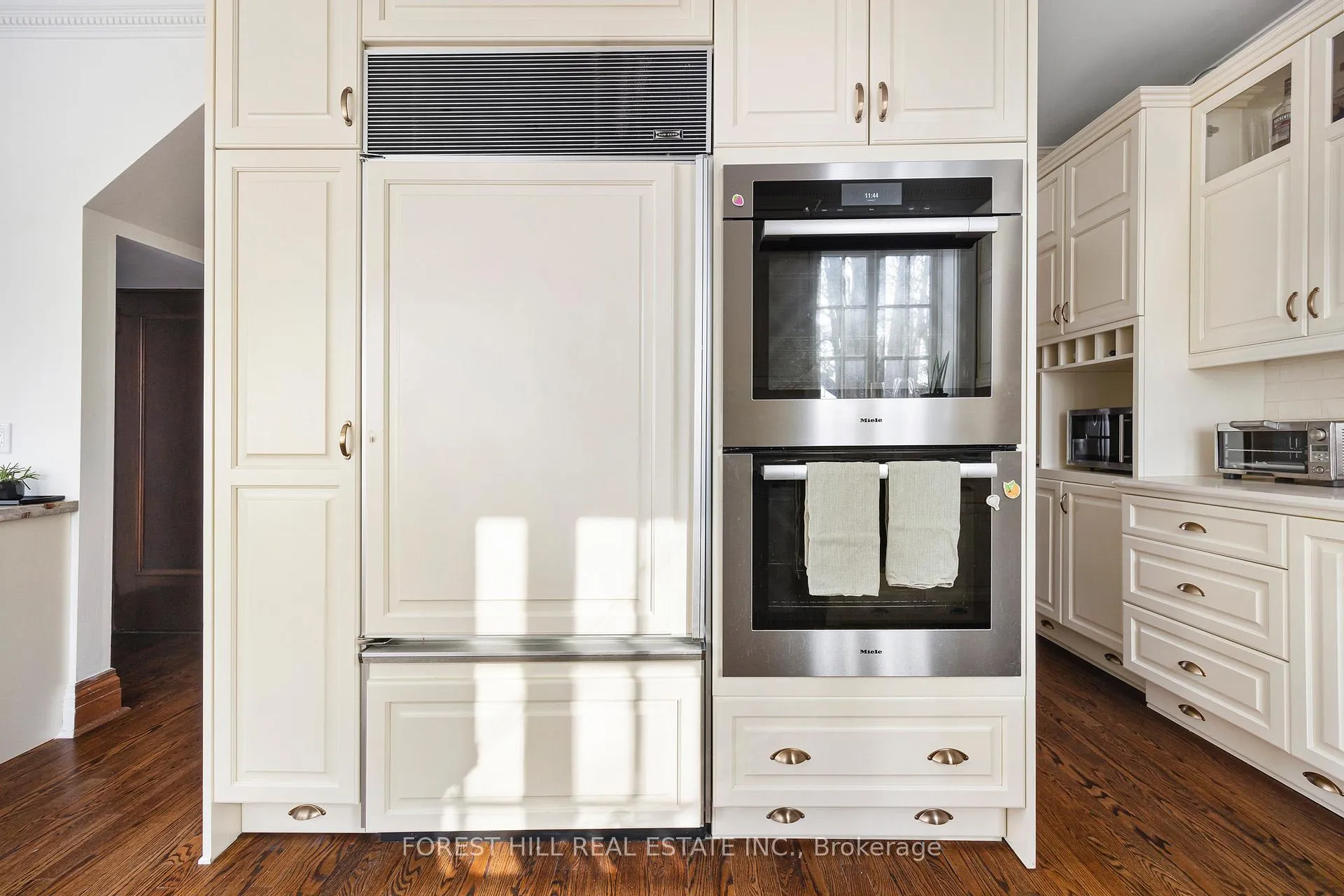 Photo 12 of 152 Lyndhurst Avenue, Toronto, Casa Loma — HOMEH