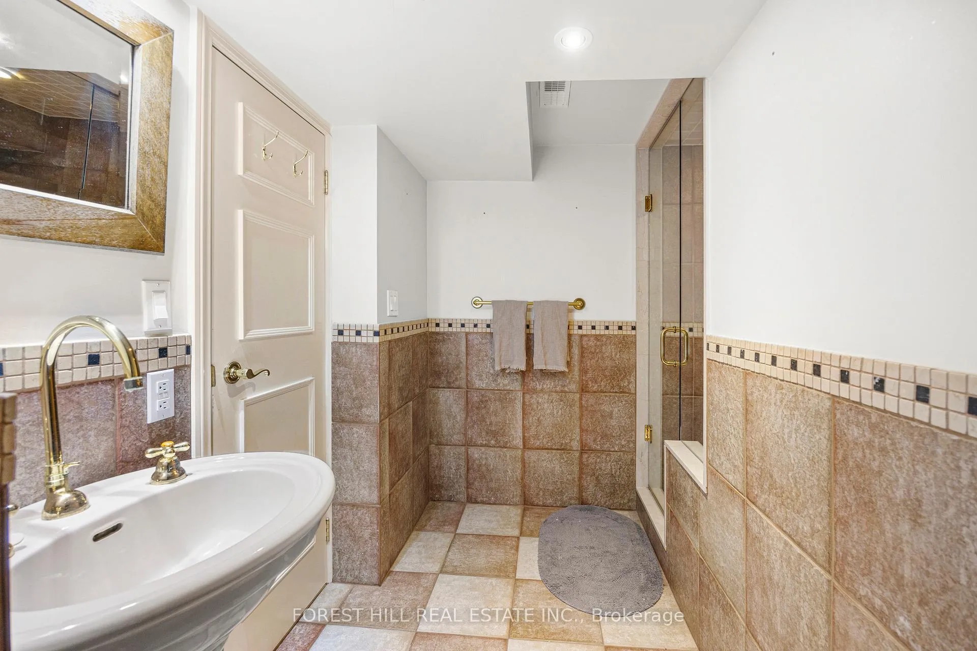 Photo 44 of 152 Lyndhurst Avenue, Toronto, Casa Loma — HOMEH