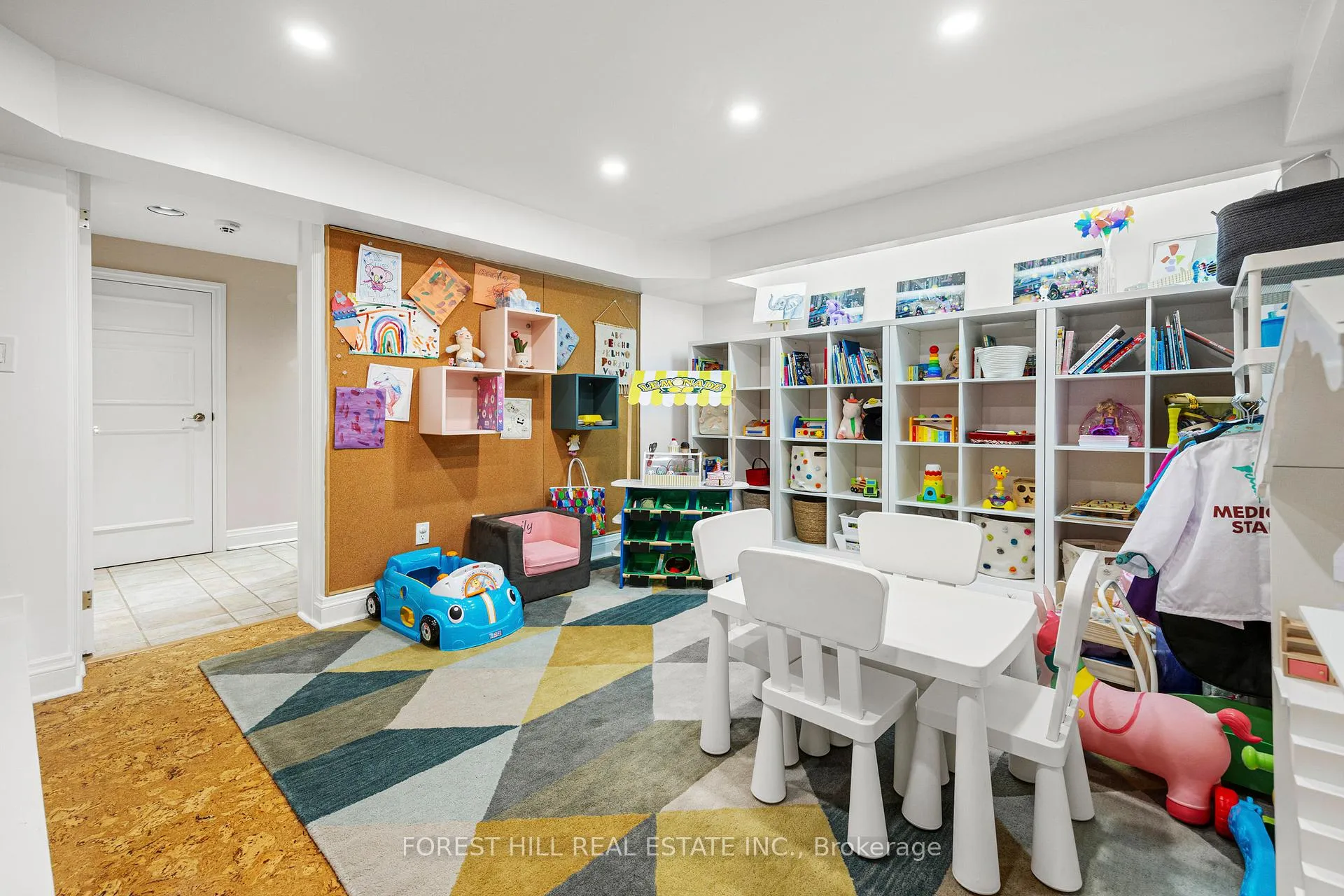 Photo 47 of 152 Lyndhurst Avenue, Toronto, Casa Loma — HOMEH