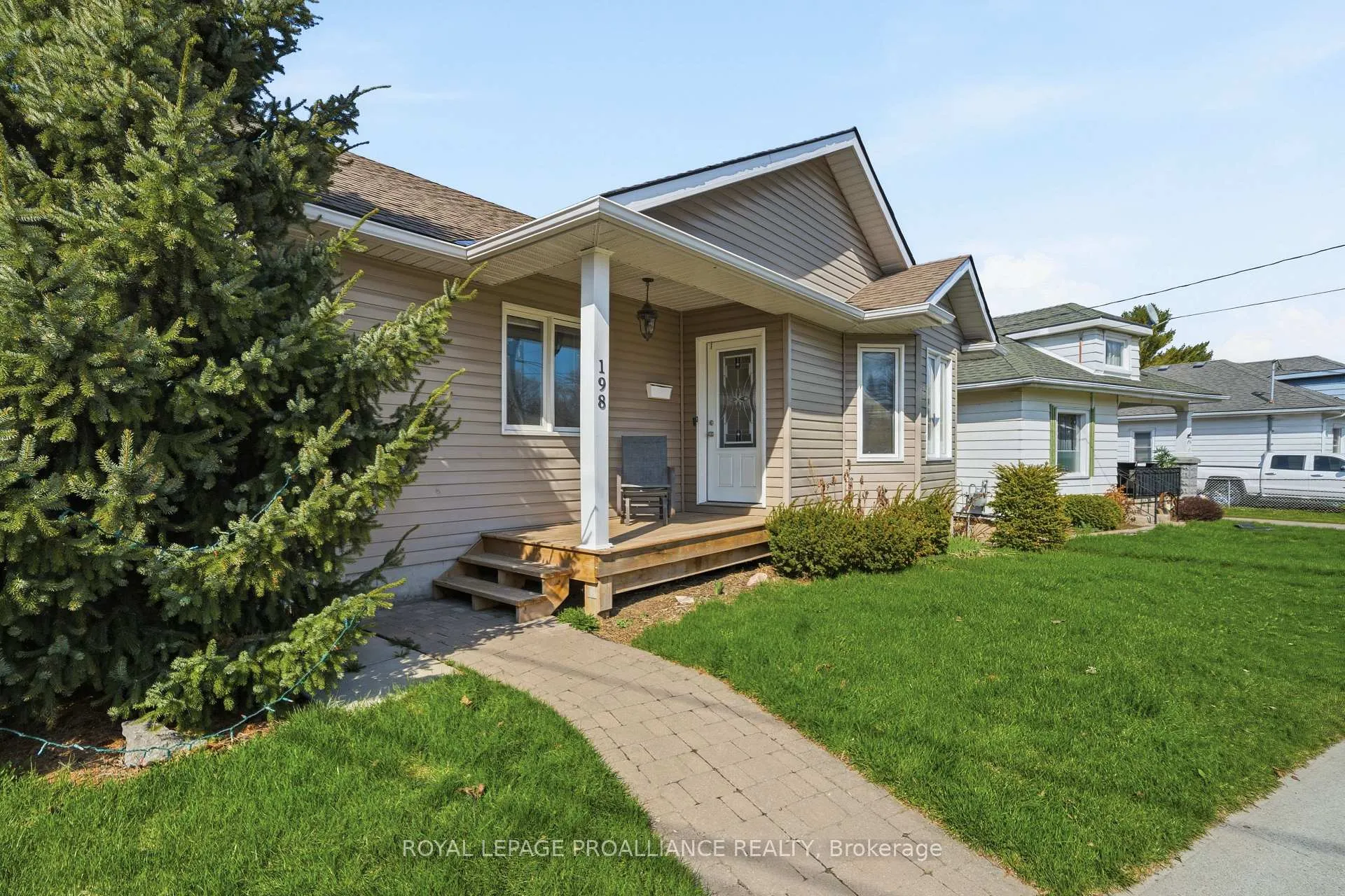 Photo 1 of 198 Moira Street W, Belleville, Belleville Ward — HOMEH