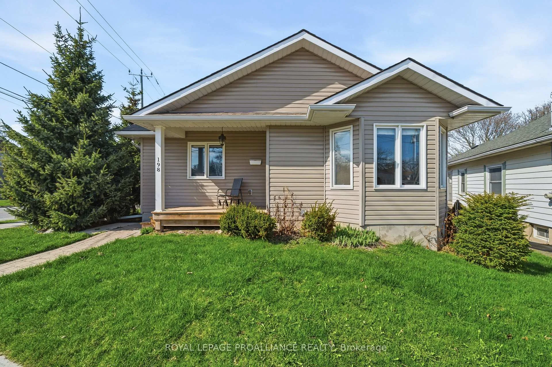 Photo 4 of 198 Moira Street W, Belleville, Belleville Ward — HOMEH