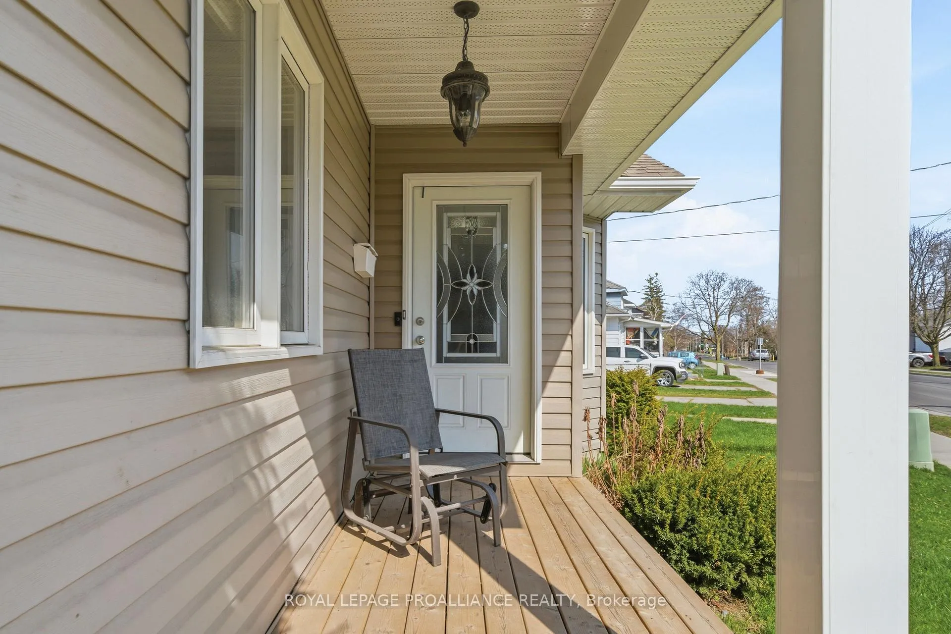 Photo 30 of 198 Moira Street W, Belleville, Belleville Ward — HOMEH