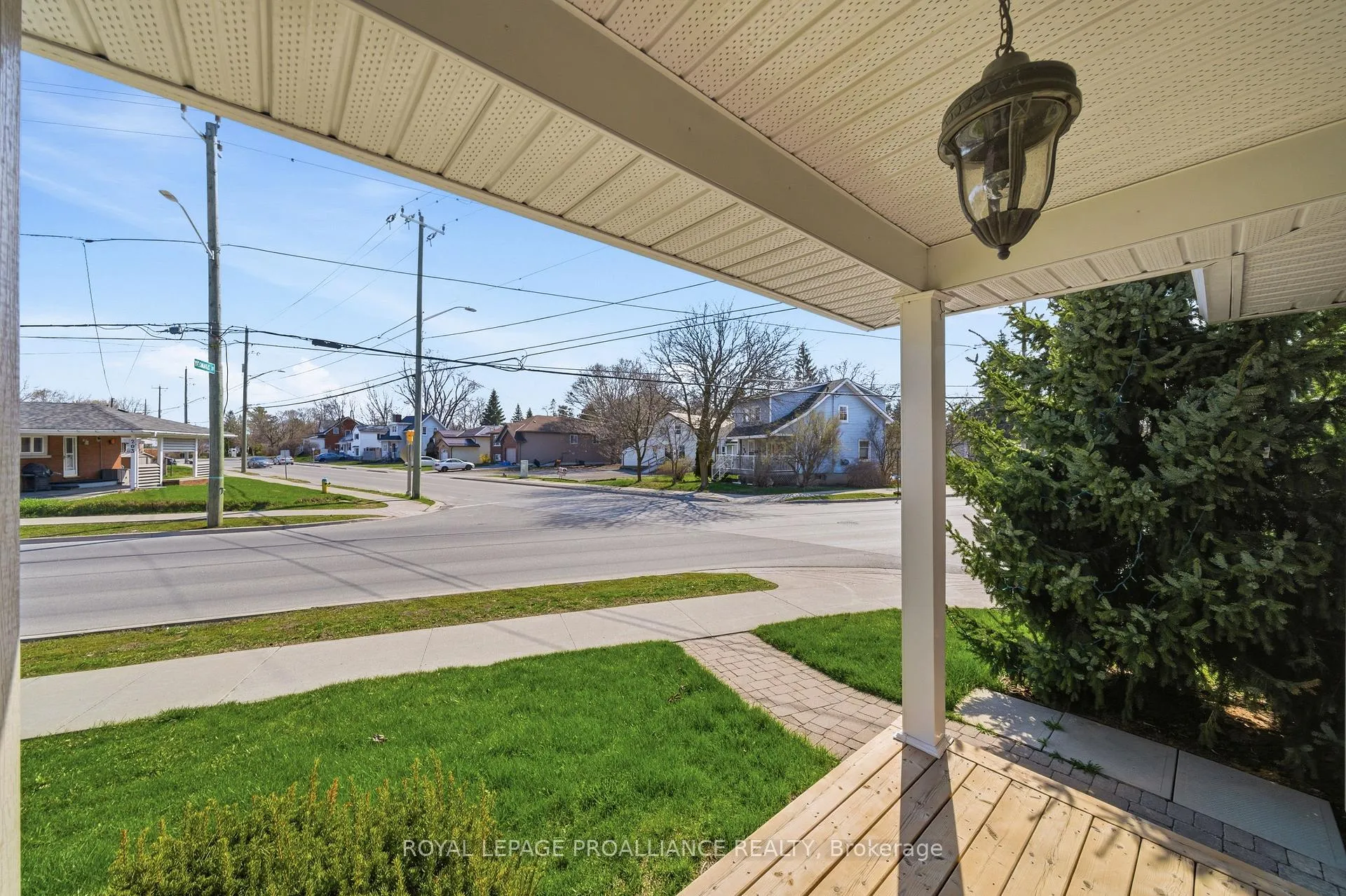 Photo 31 of 198 Moira Street W, Belleville, Belleville Ward — HOMEH