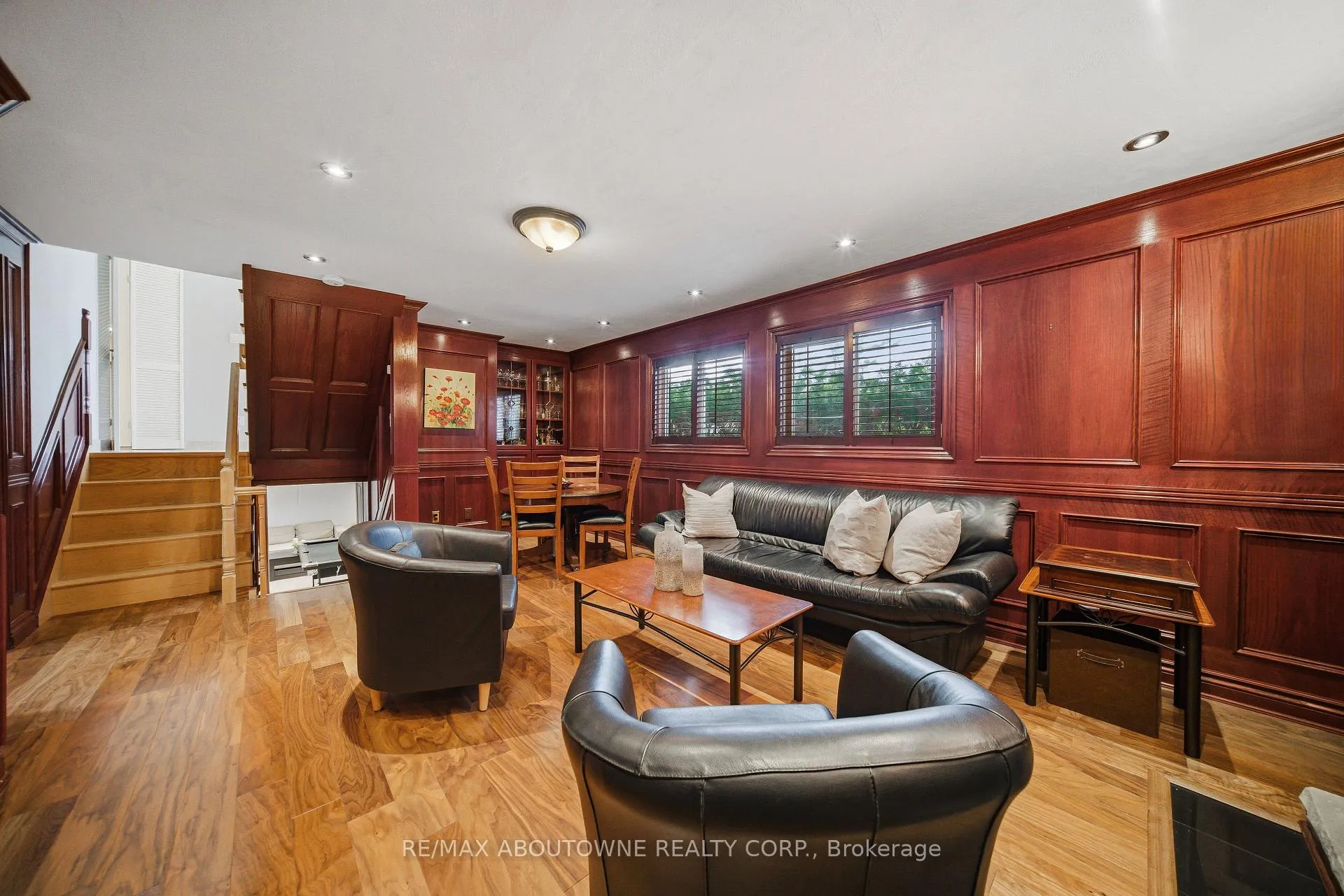 Photo 31 of 1100 Shaw Street, Oakville, West — HOMEH