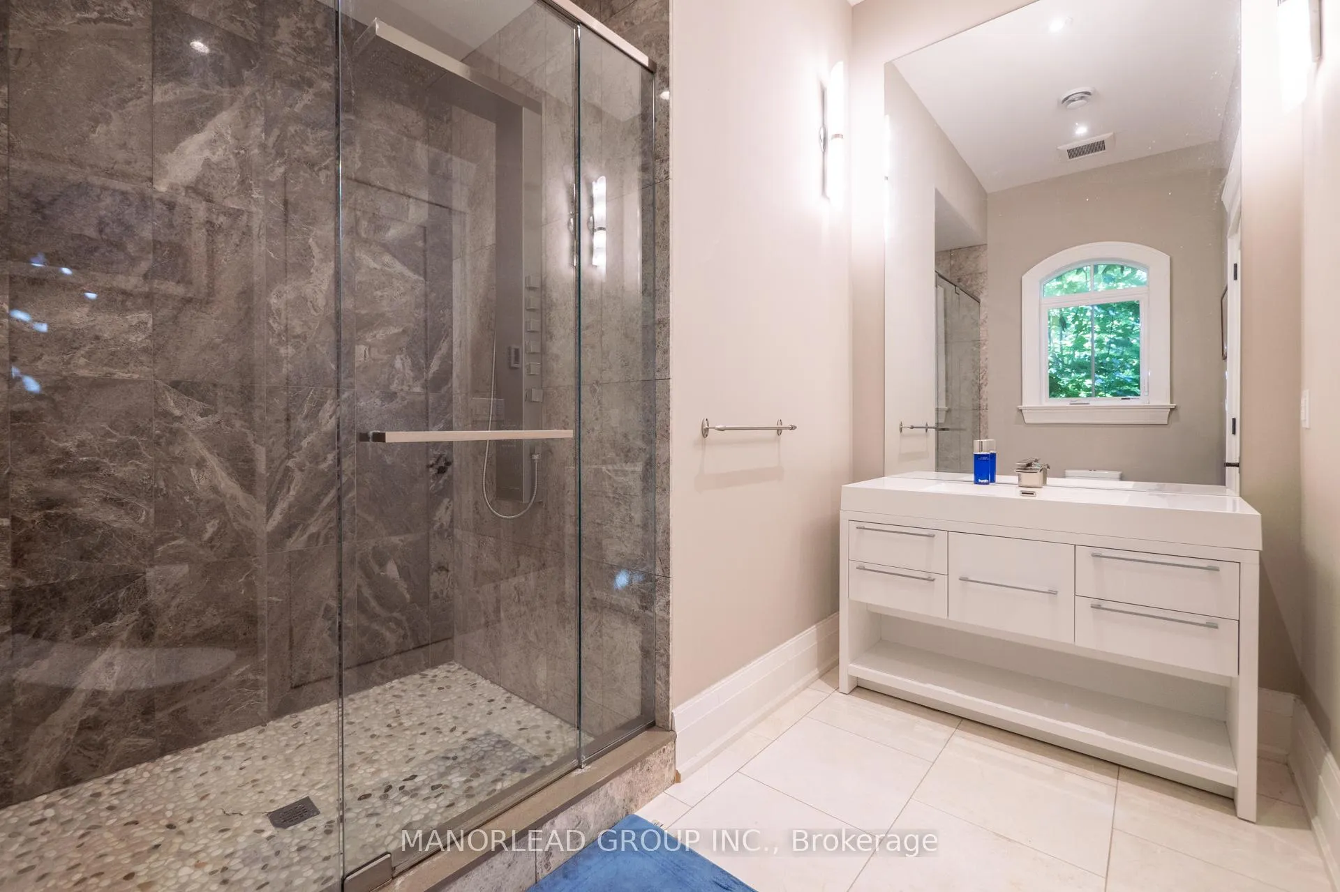 Photo 33 of 1259 Cleaver Drive, Oakville, Morrison — HOMEH