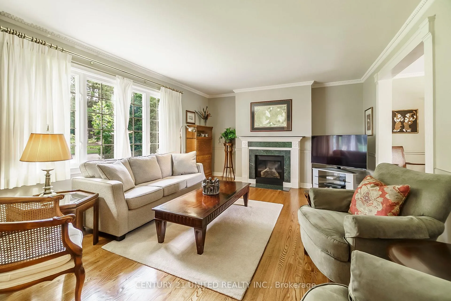 Photo 7 of 916 Valleyview Drive, Peterborough, Monaghan Ward 2 — HOMEH