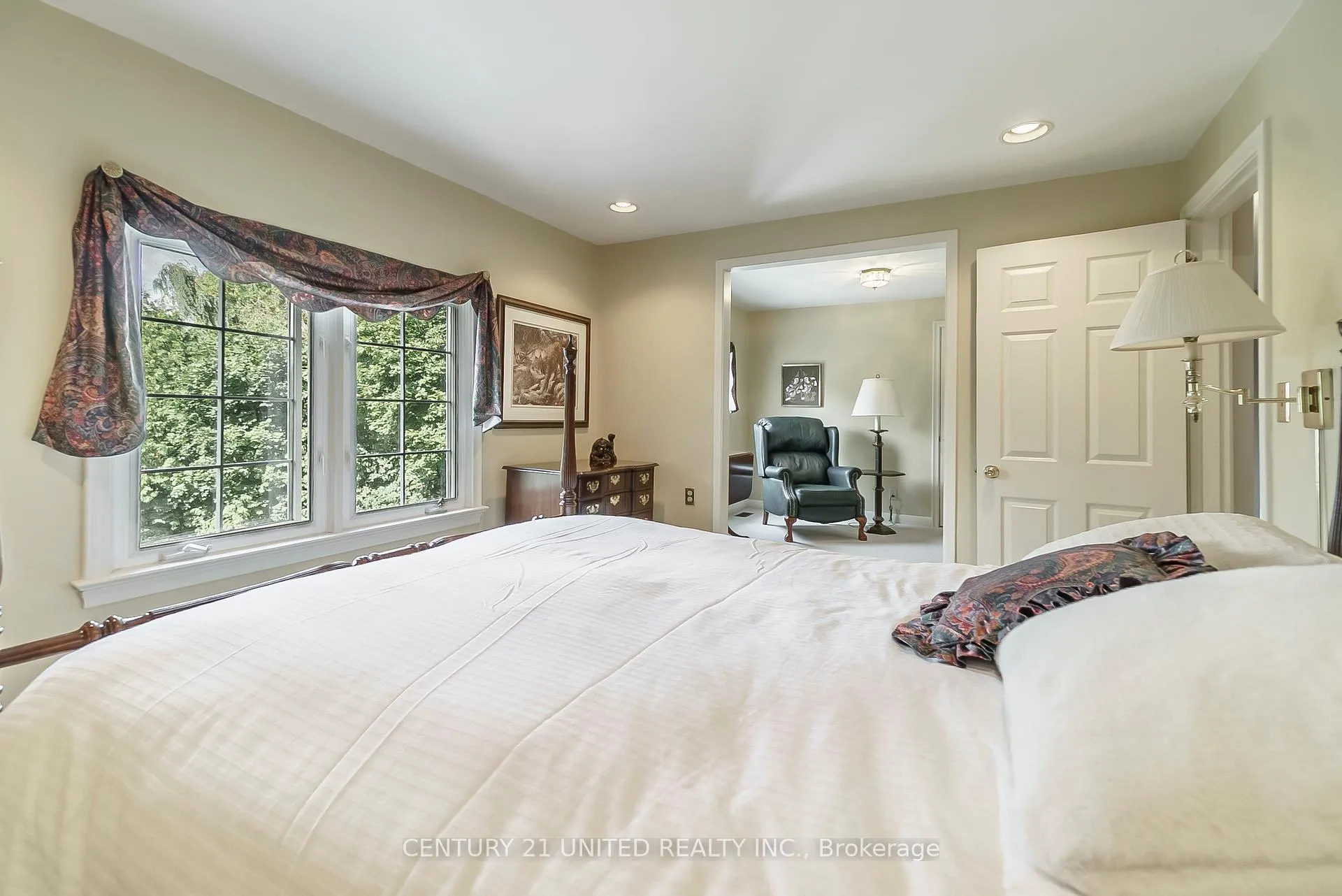 Photo 20 of 916 Valleyview Drive, Peterborough, Monaghan Ward 2 — HOMEH