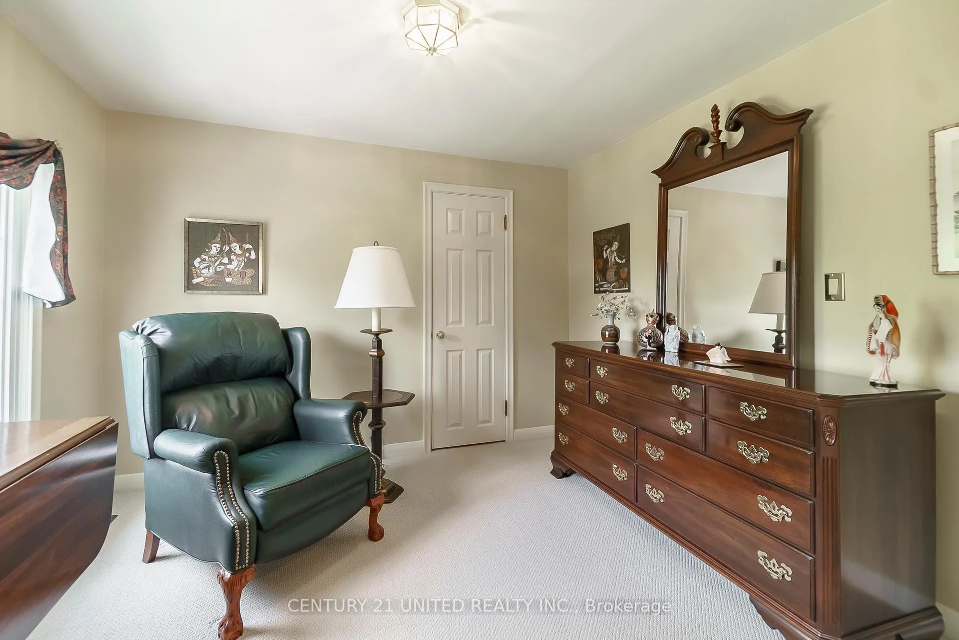 Photo 21 of 916 Valleyview Drive, Peterborough, Monaghan Ward 2 — HOMEH