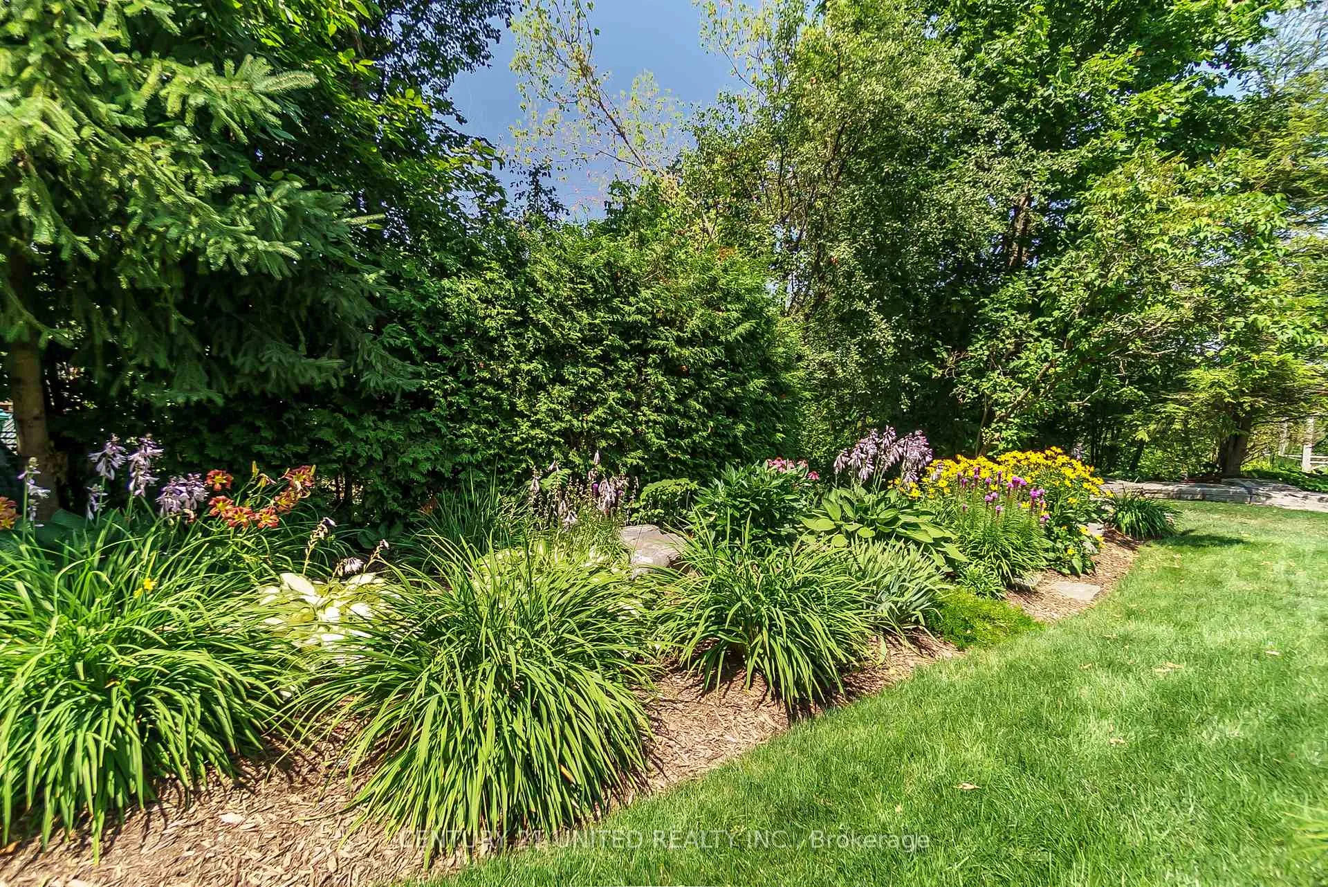 Photo 32 of 916 Valleyview Drive, Peterborough, Monaghan Ward 2 — HOMEH