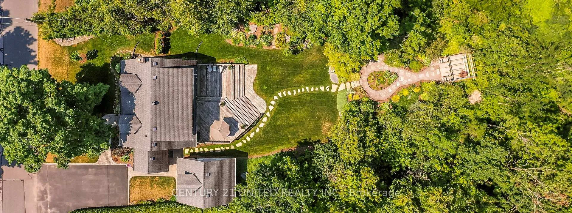 Photo 40 of 916 Valleyview Drive, Peterborough, Monaghan Ward 2 — HOMEH