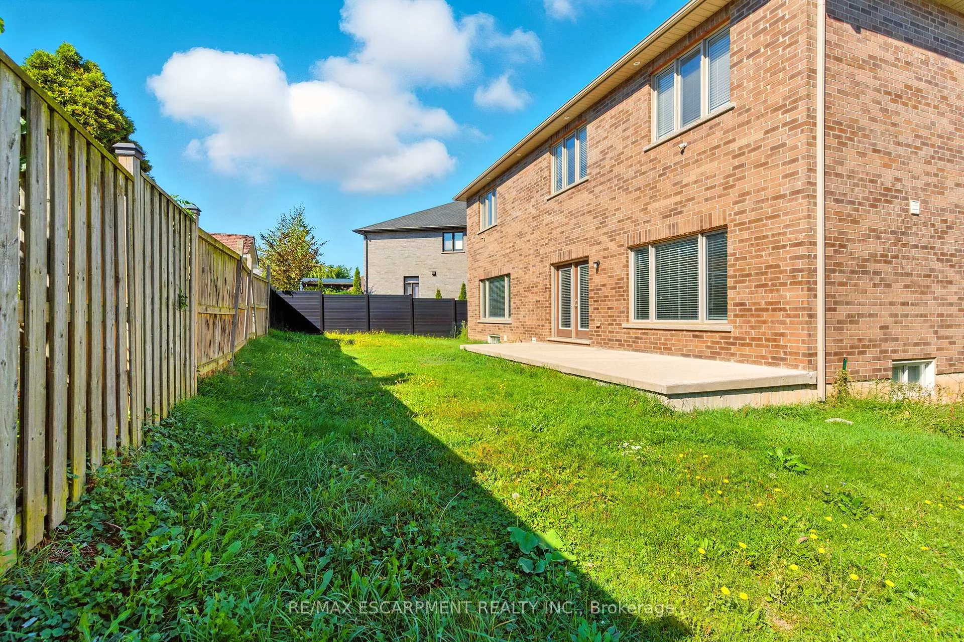 Photo 44 of 43 Riesling Court, Hamilton, Gershome — HOMEH