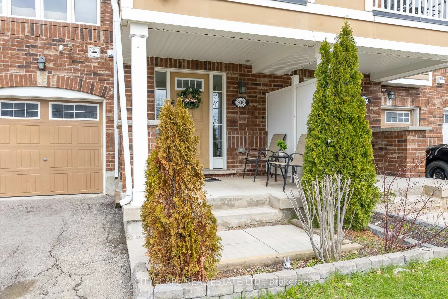 Photo 2 of 935 Nadalin Heights, Milton, Willmott — HOMEH