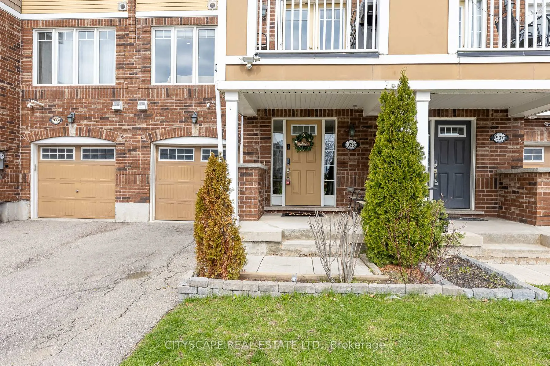 Photo 3 of 935 Nadalin Heights, Milton, Willmott — HOMEH