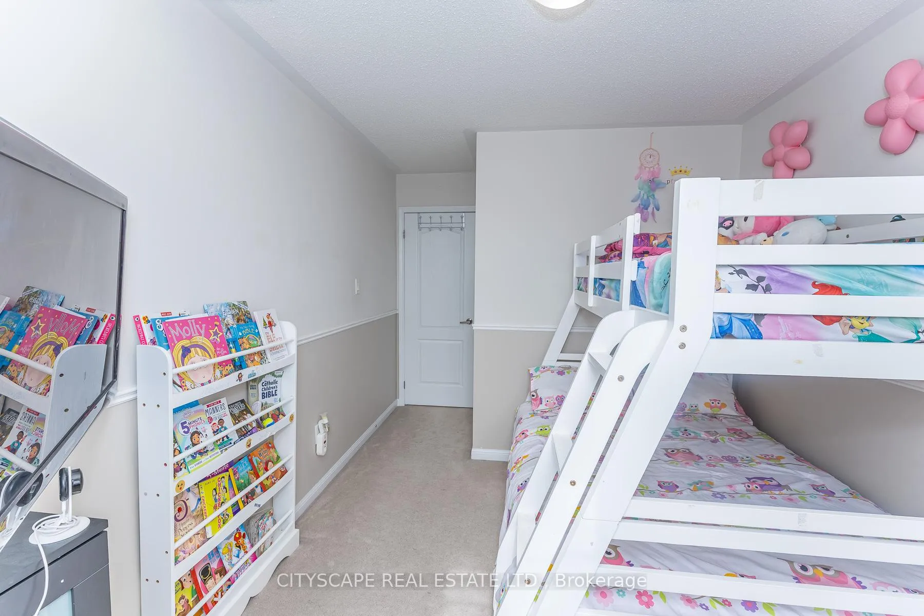 Photo 14 of 935 Nadalin Heights, Milton, Willmott — HOMEH