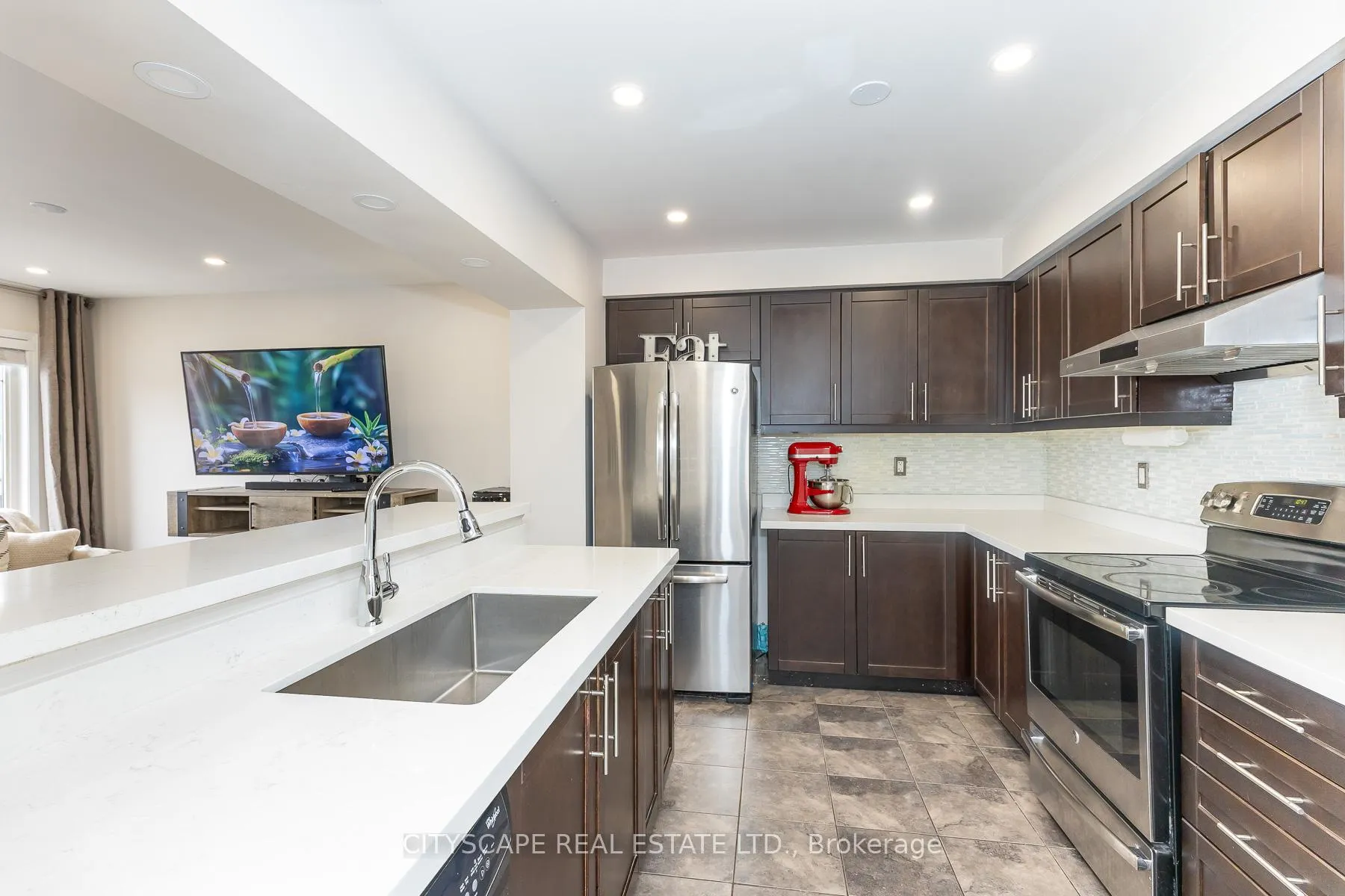 Photo 35 of 935 Nadalin Heights, Milton, Willmott — HOMEH