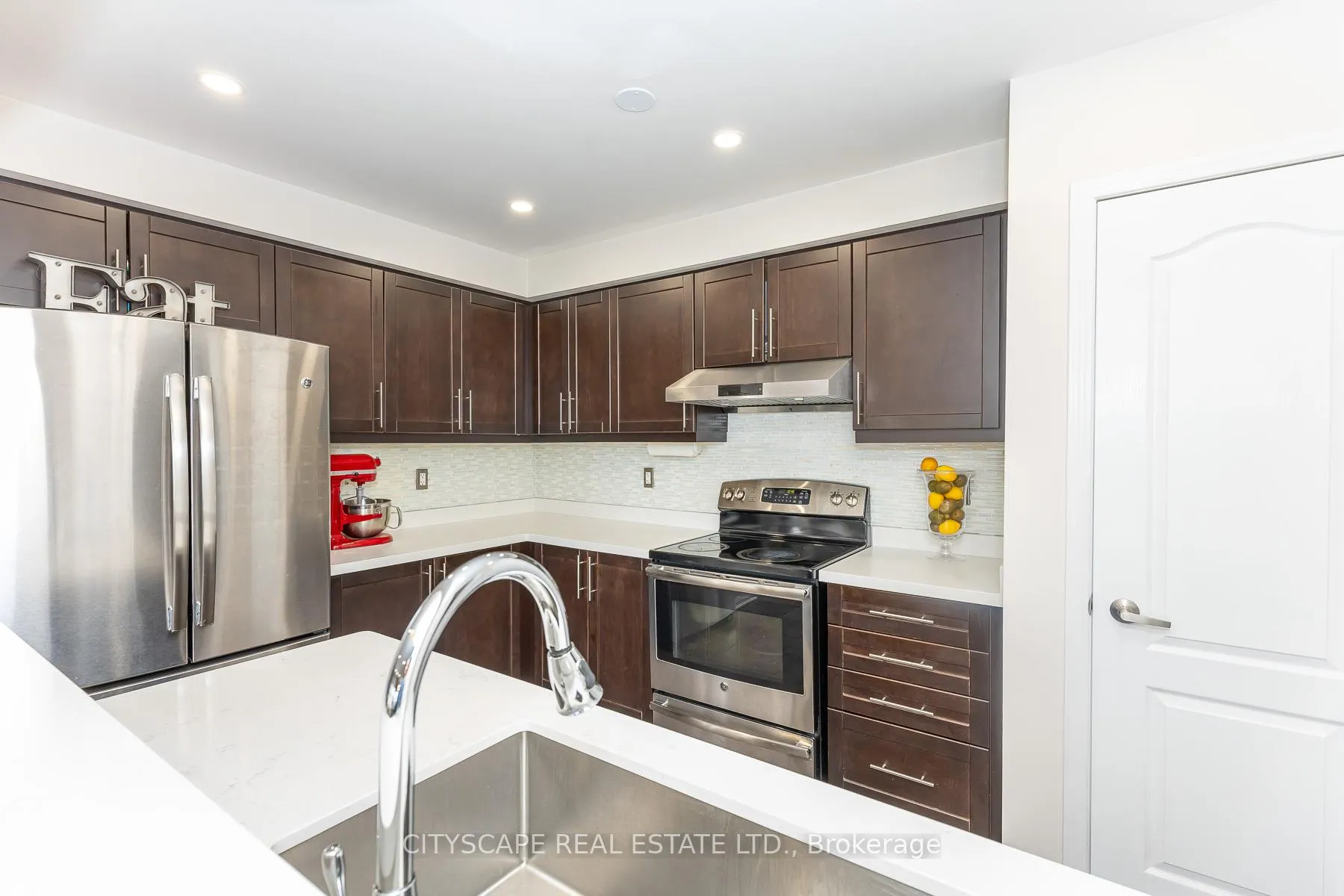 Photo 37 of 935 Nadalin Heights, Milton, Willmott — HOMEH
