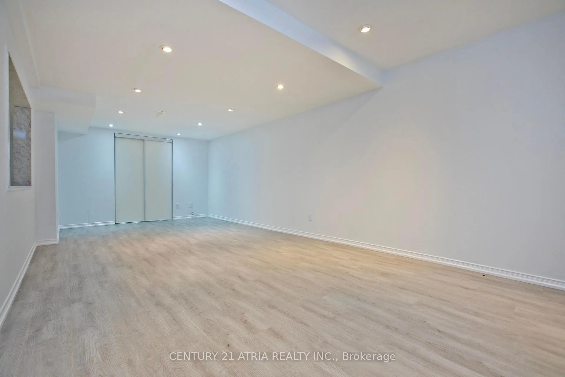 Photo 26 of 53 Conistan Road, Markham, Unionville — HOMEH