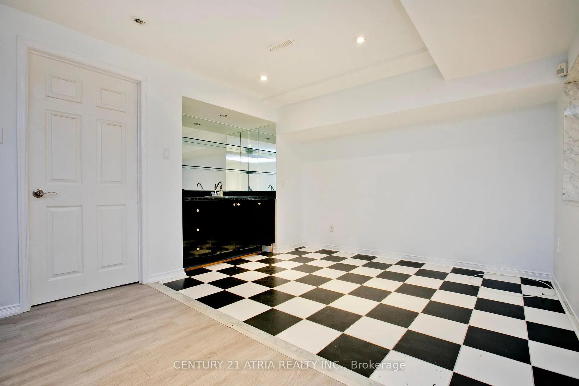 Photo 30 of 53 Conistan Road, Markham, Unionville — HOMEH