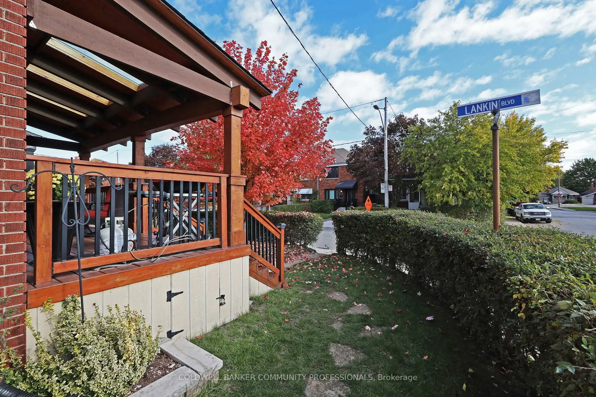 Photo 2 of 2 Lankin Boulevard, Toronto, Danforth Village-East York — HOMEH