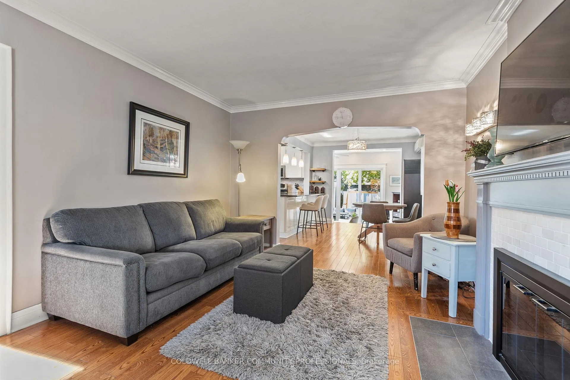 Photo 8 of 2 Lankin Boulevard, Toronto, Danforth Village-East York — HOMEH