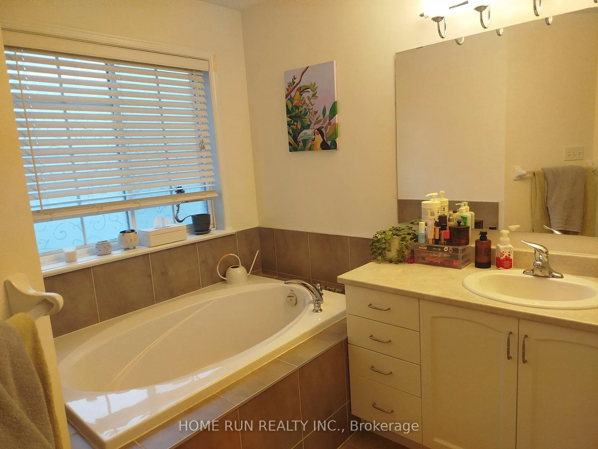 Photo 17 of 131 Braddock Private, Ottawa, Barrhaven - Stonebridge — HOMEH