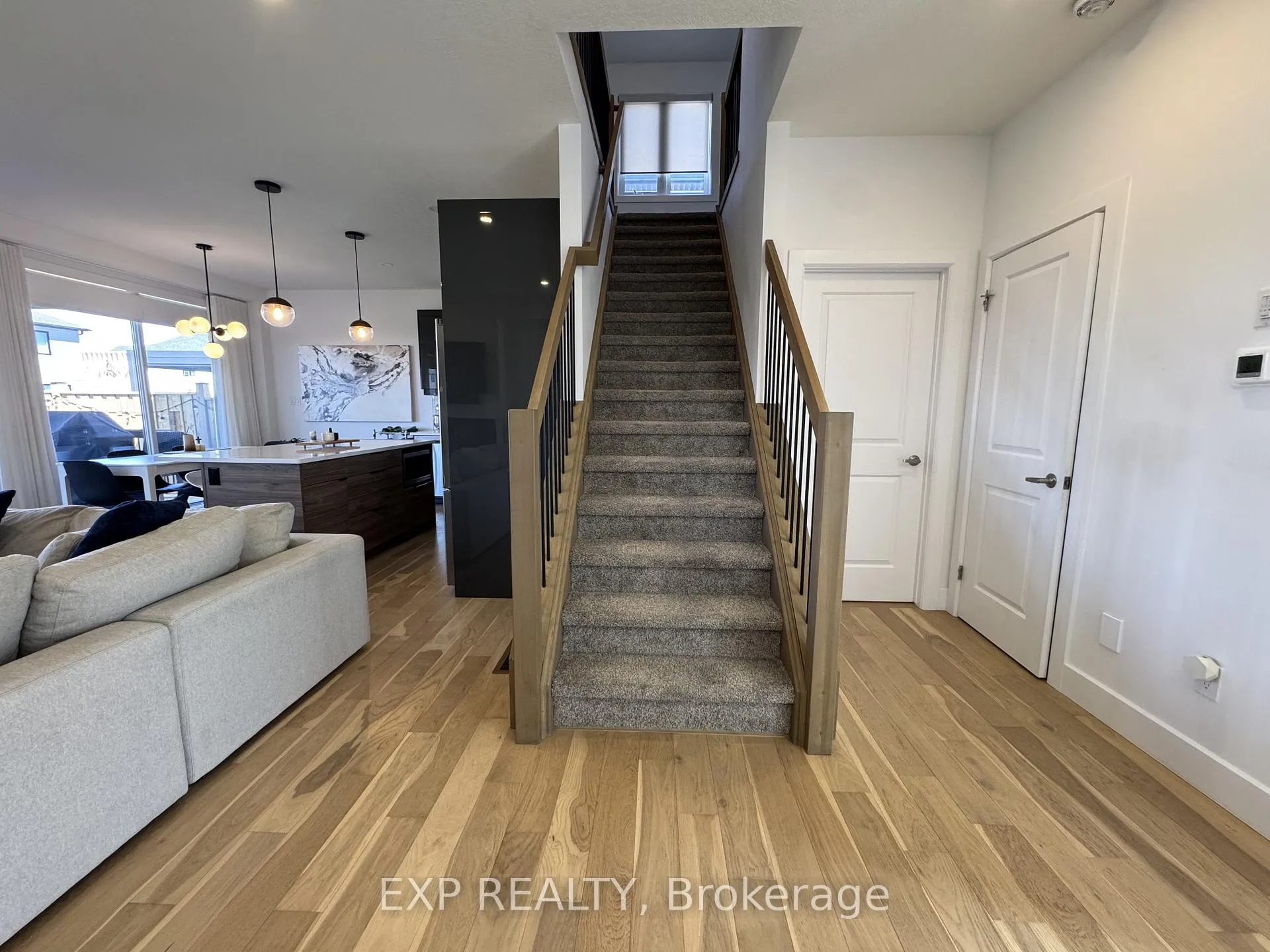 Photo 8 of 1562 Bob Schram Way, London, North S — HOMEH